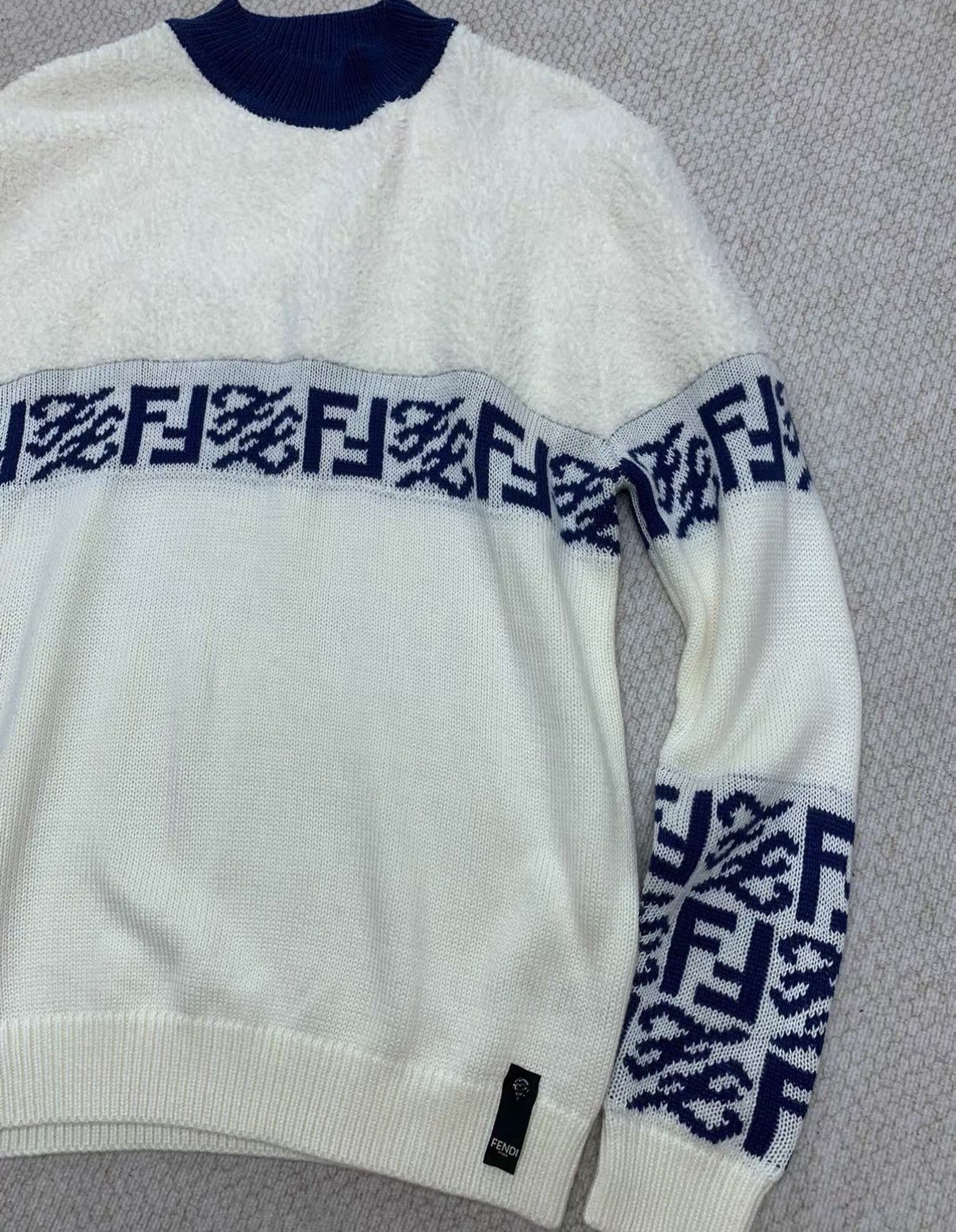 Fendi FENDI White Turtleneck Sweater Size US M / EU 48-50 / 2 - 6 Thumbnail