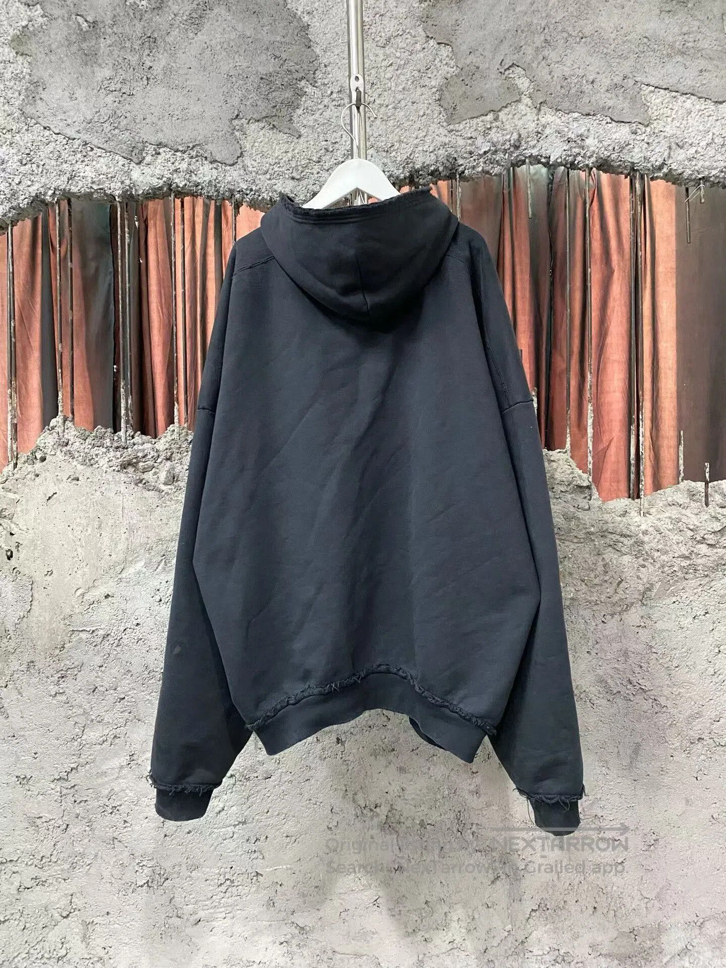Balenciaga balenciaga distressed zip-up hoodie jacket. Size US XS / EU 42 / 0 - 2 Thumbnail