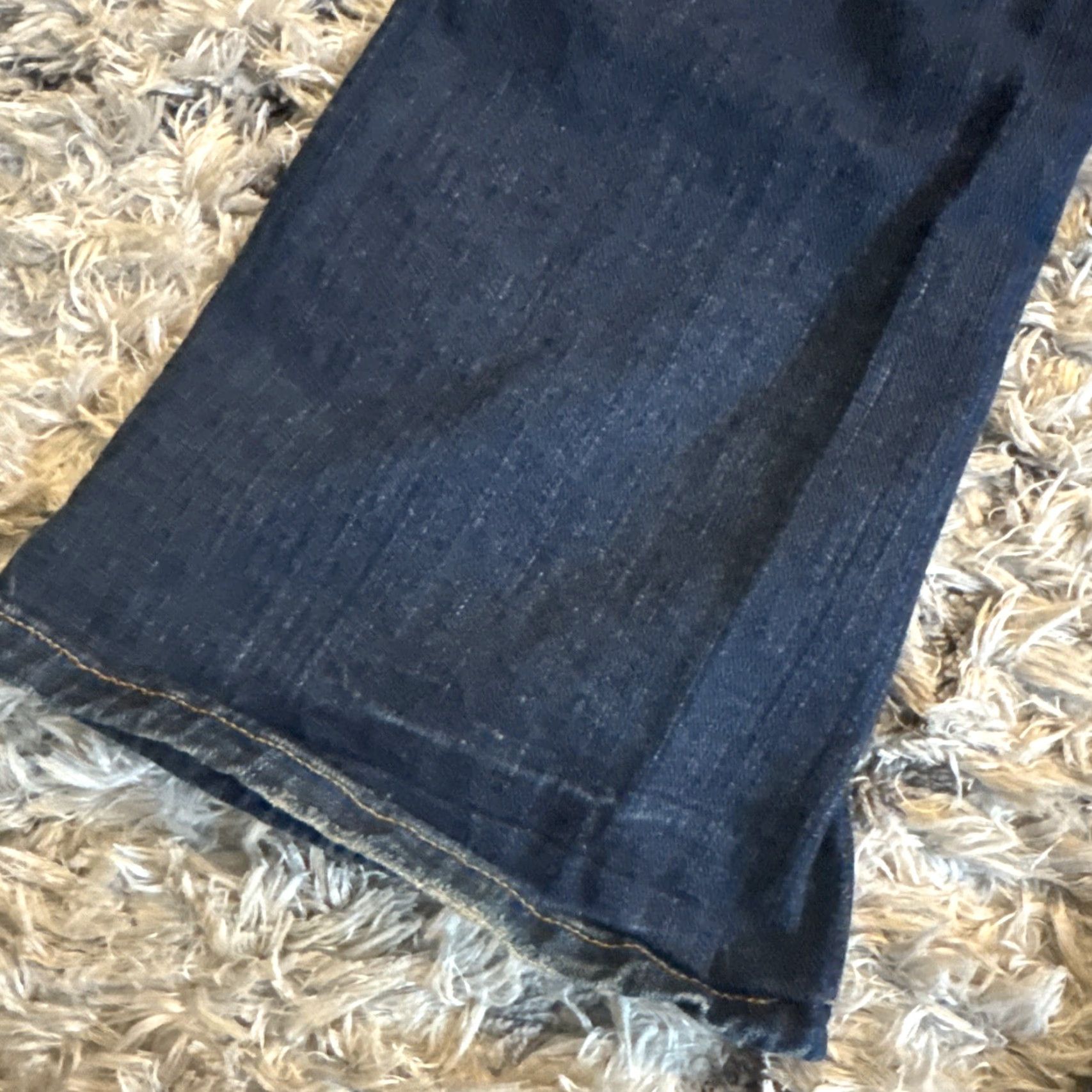 Levi's VINTAGE Levi's Jeans Blue Denim Women 7 Regular 31x30 Flared Y2K HTF Rare Distressed 00’s Size 28" / US 6 / IT 42 - 3 Thumbnail