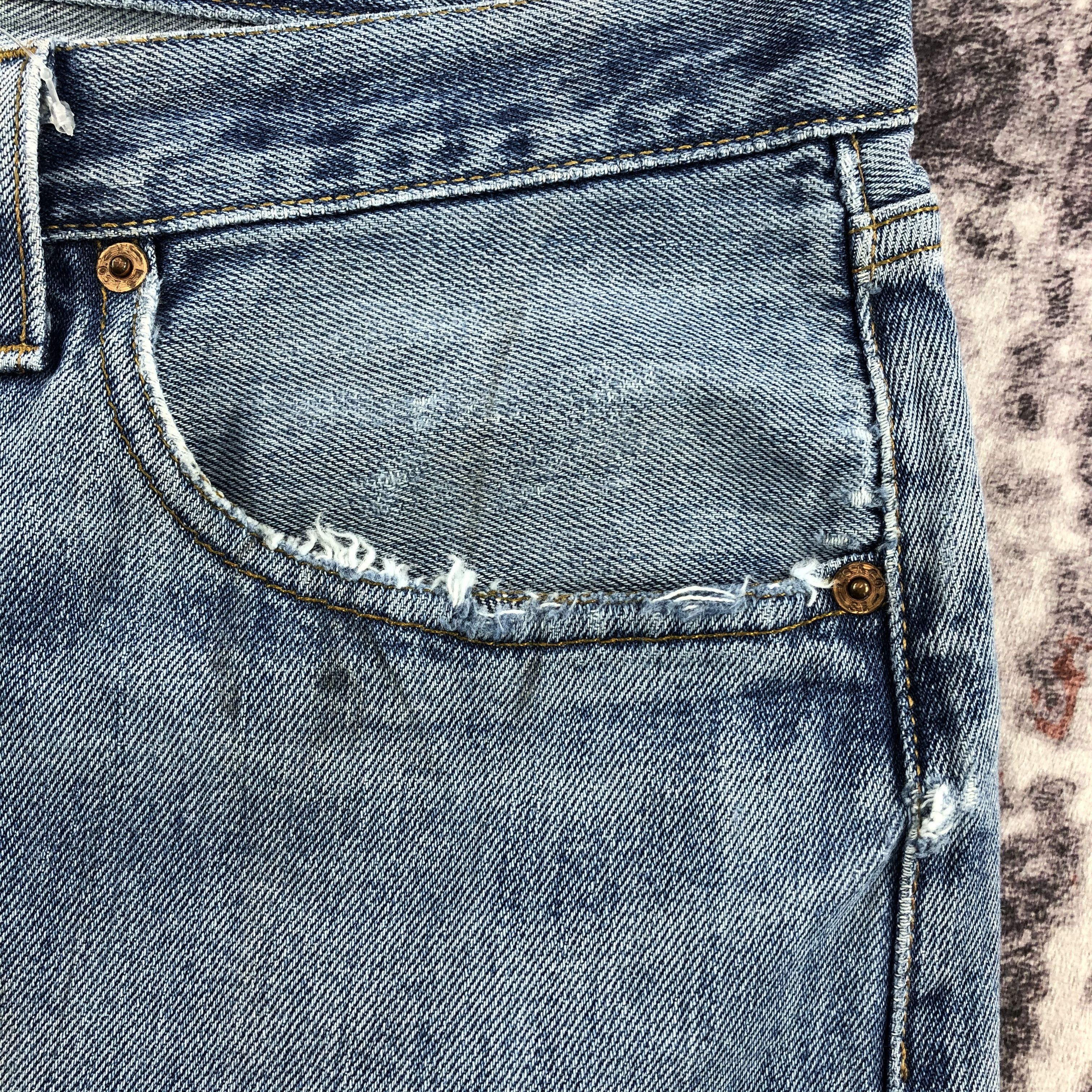 Levi's Vintage 90s Blue Wash Levis 501 Jeans-JM2376 Size US 36 / EU 52 - 11 Thumbnail