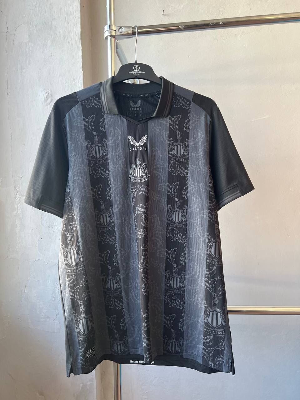 Castore 2022/23 NEWCASTLE UNITED SPECIAL LIMITED EDITION JERSEY XL Size US XL / EU 56 / 4 - 3 Thumbnail