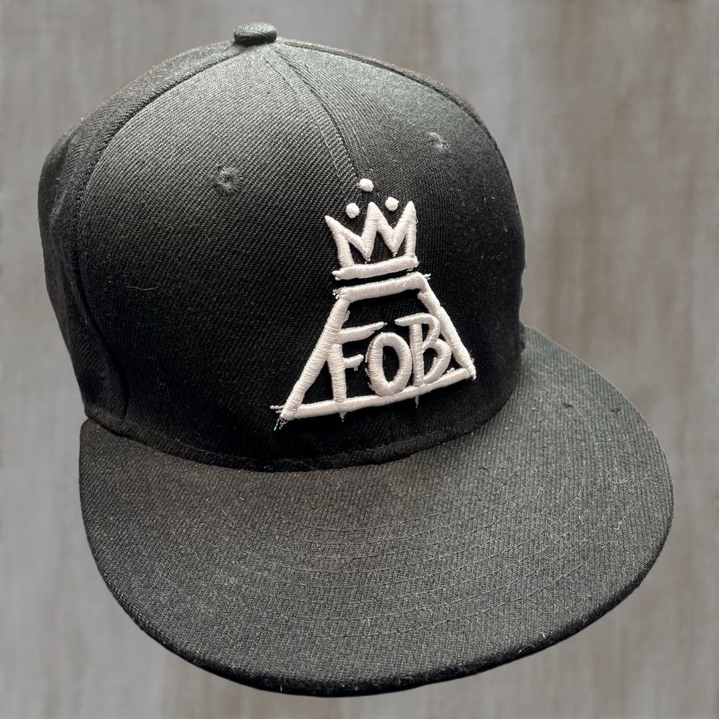 Vintage Fall Out Boy Fall Out Hat One Size Adjustable Black Baseball Cap 2013 Tour FOB Size ONE SIZE - 1 Thumbnail