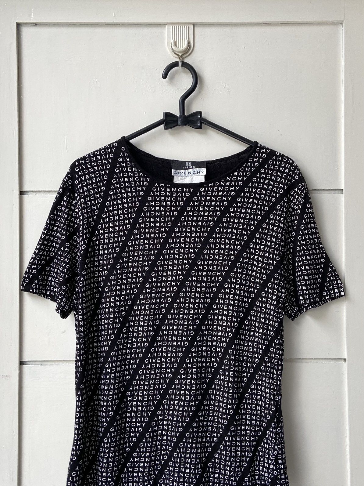 Givenchy GIVENCHY Black Motive T-shirt Size US XS / EU 42 / 0 - 2 Thumbnail