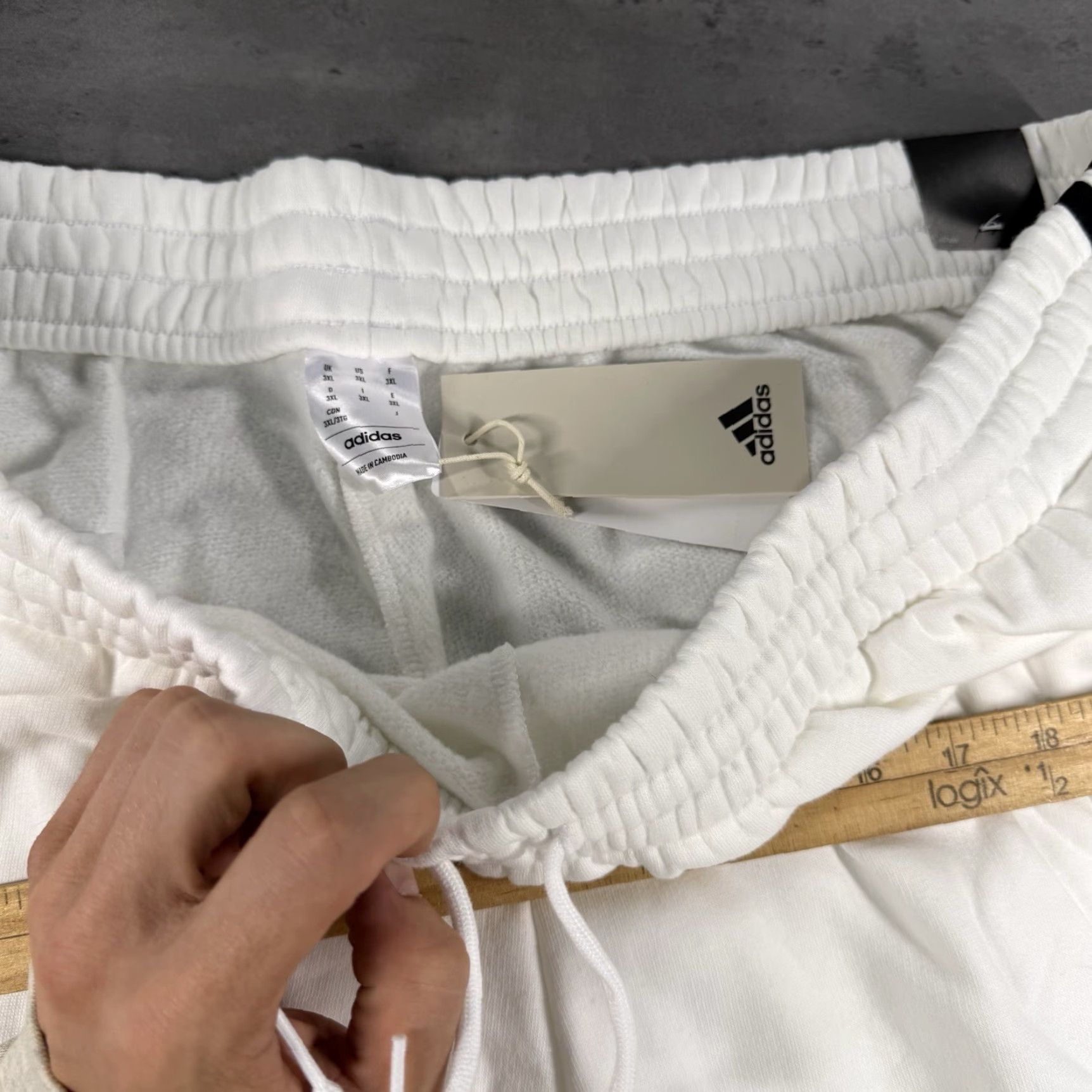 Adidas Adidas Pants Mens 3XL White Black Fleece Tapered Cuff Sweatpant Jogger 3 Stripe Size US 39 - 5 Thumbnail