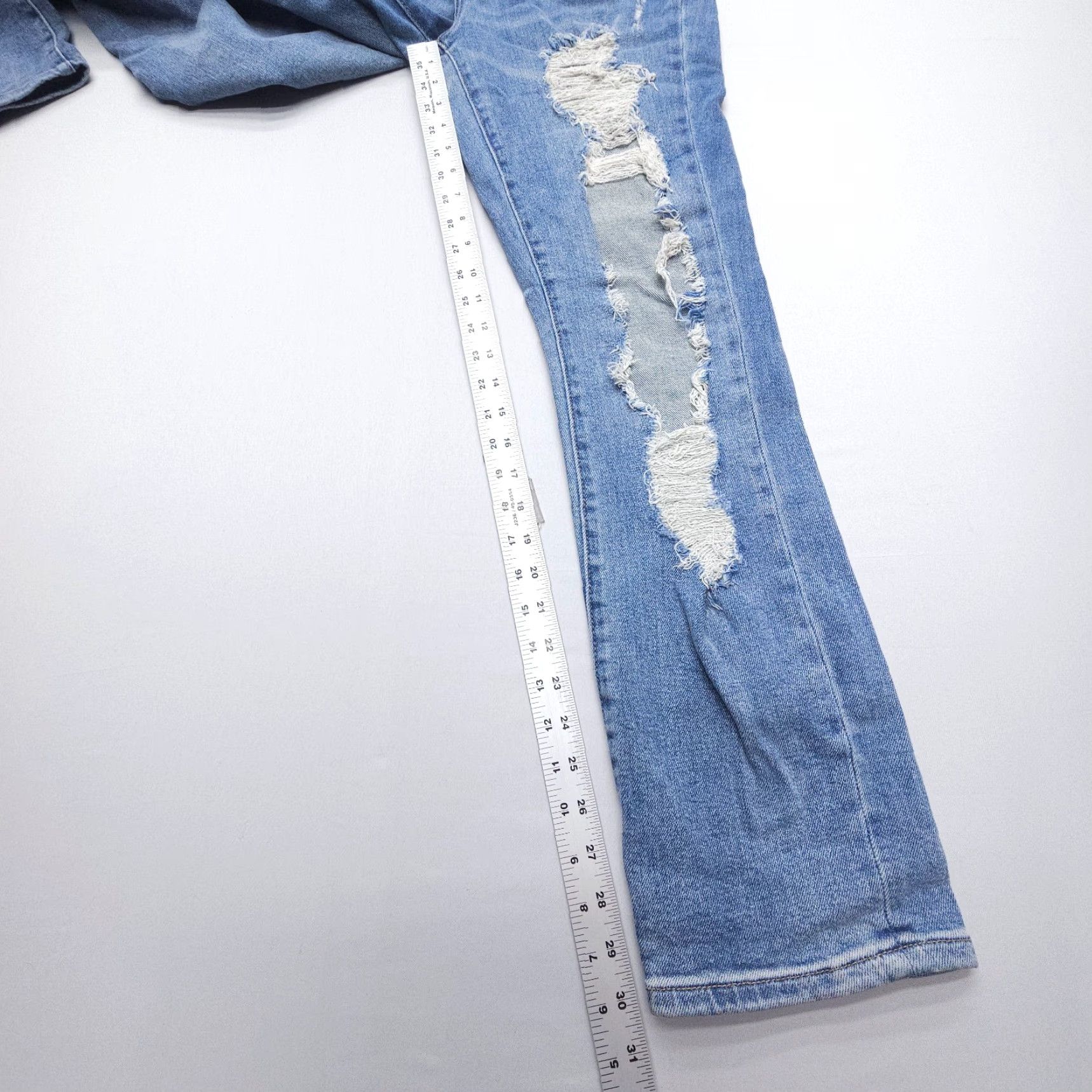 Vintage Judy Blue Jeans Straight Fit Blue Distressed High Rise 28 Women Boho Denim Stretch 5-Pocket Regular Size 28 Inseam 30 Vintage? No (remove) Size 28" / US 6 / IT 42 - 6 Thumbnail