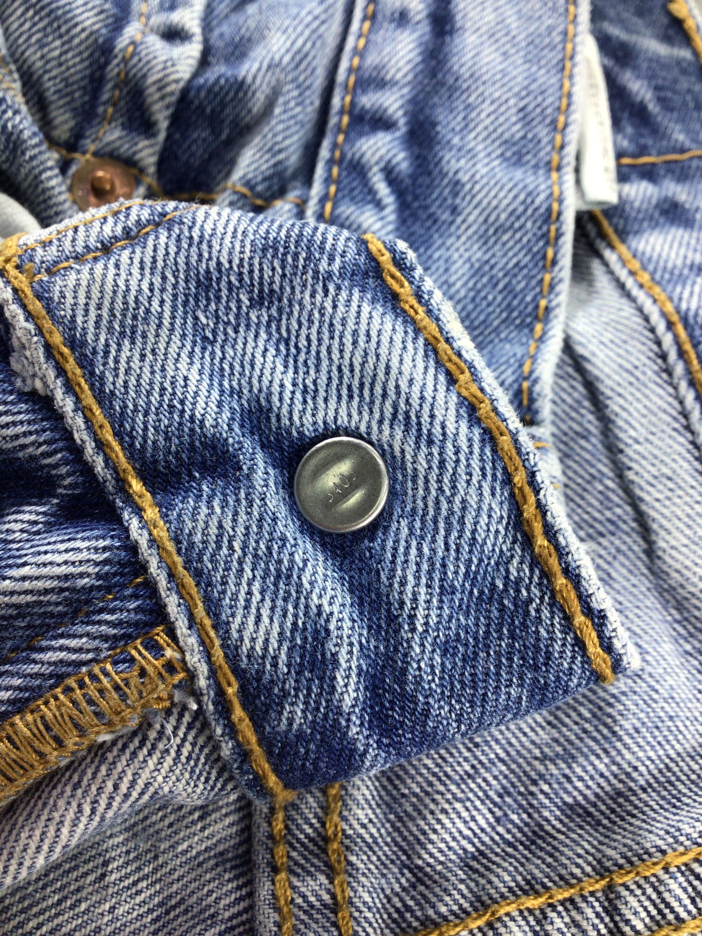 Levi's Vintage Levis 550 Jeans Stone Wash Denim -J476 Size US 34 / EU 50 - 9 Thumbnail