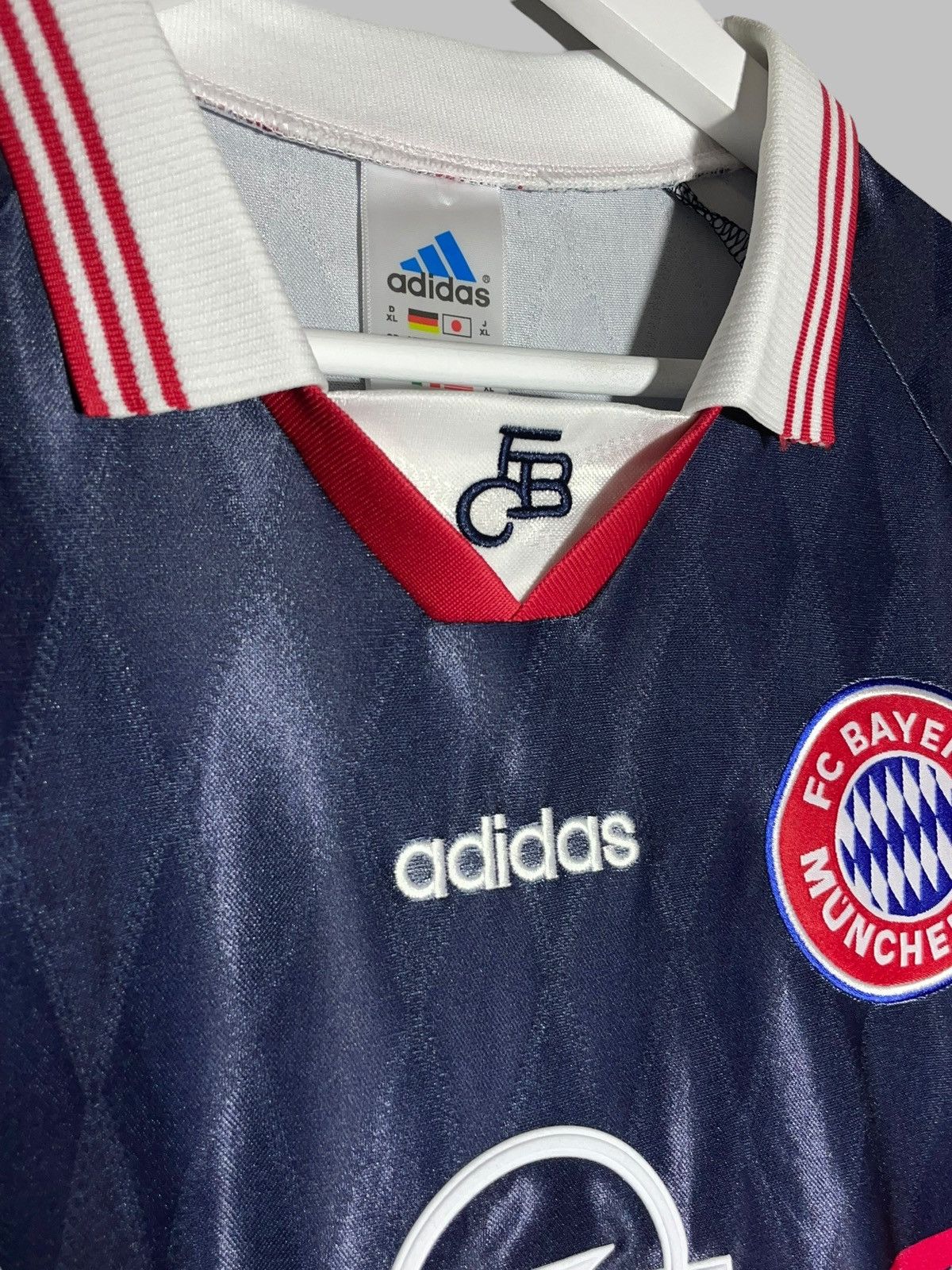 Adidas × Vintage Bayern Munchen Adidas 1997/99 Home VIN Football Shirt Size US XL / EU 56 / 4 - 5 Thumbnail