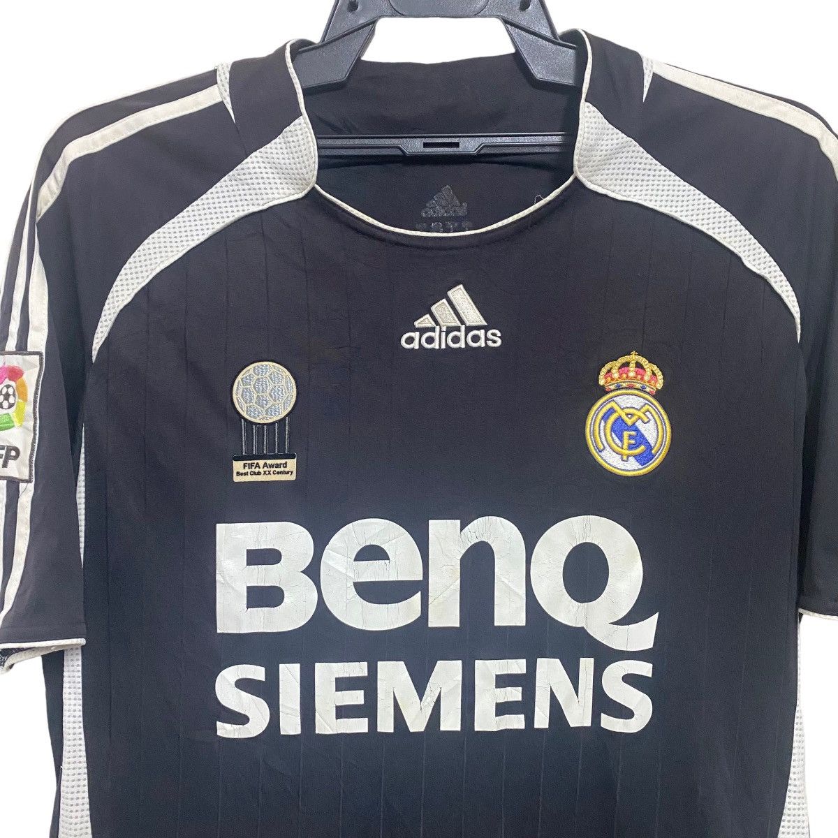 Adidas Vintage Real Madrid Away Jersey 2006 Size US S / EU 44-46 / 1 - 3 Thumbnail