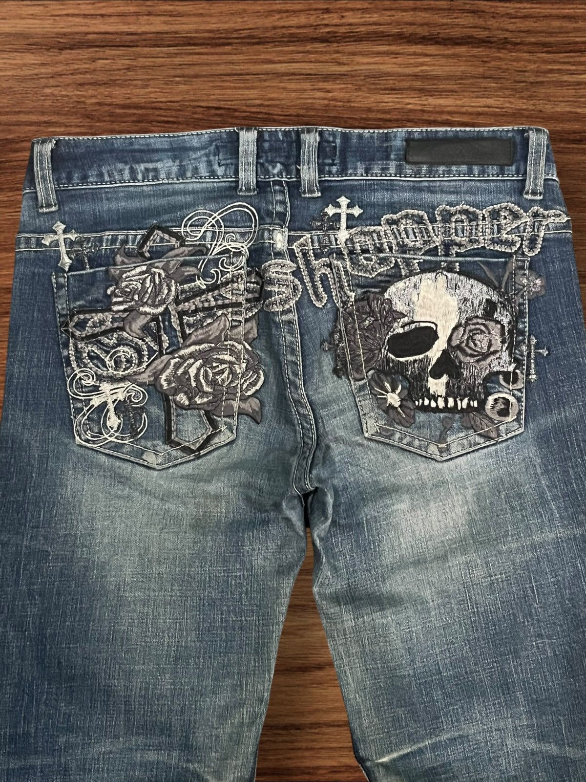 Ed Hardy ⚡️Insane⚡️Grashopper Skull Trinity Embroidered Rip Flare Jeans Size US 29 - 7 Thumbnail