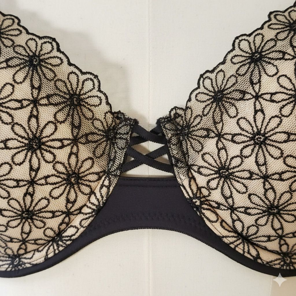 Other Vassarette 42C Bra NWT Black Beige Floral Full Coverage Ligh Size ONE SIZE - 6 Thumbnail