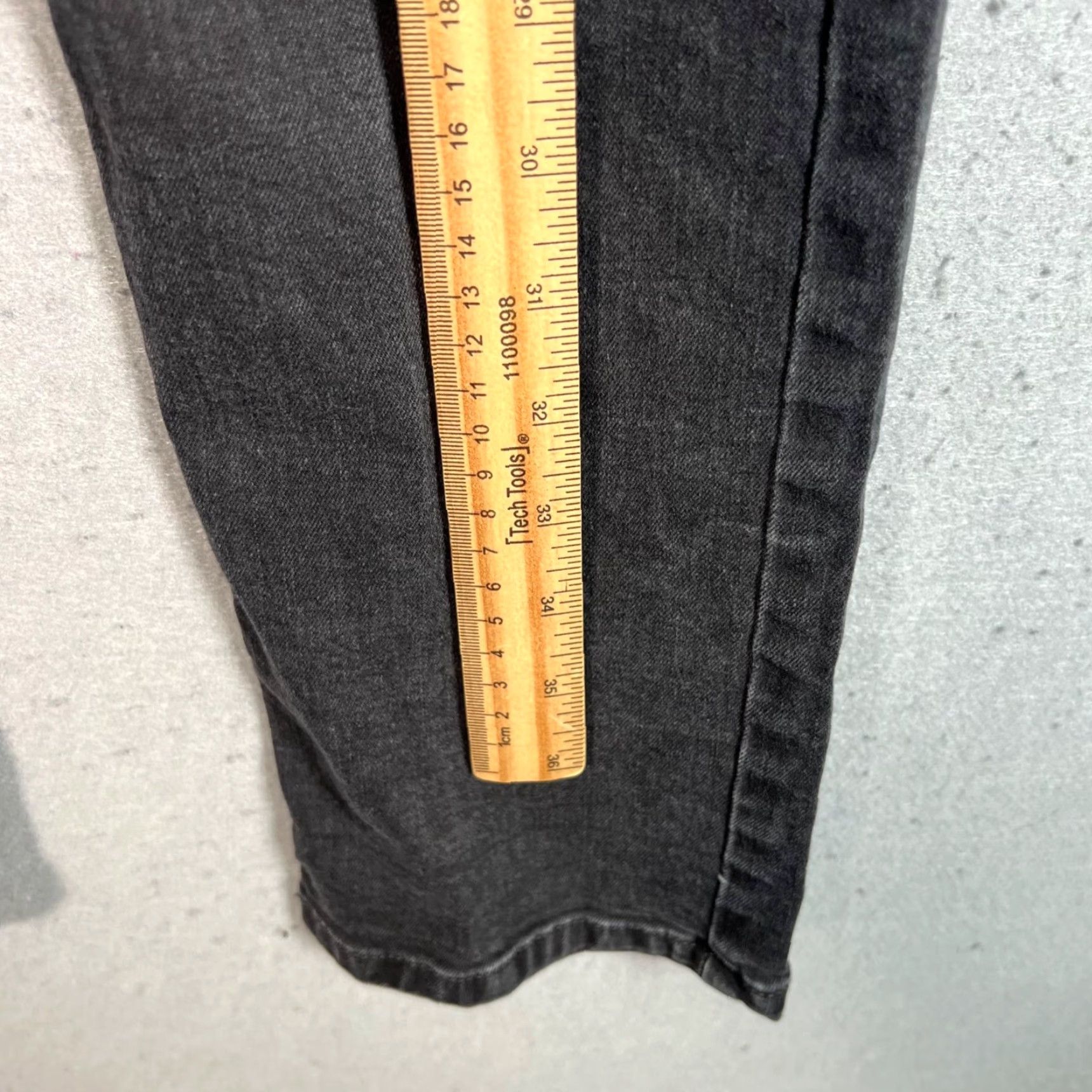 Calvin Klein VINTAGE Calvin Klein Jeans Womens Skinny Denim Pants - Black - Size 10 - 30in Inseam - Mid Rise - Ultimate Skinny - Regular - Womens Size 32" / US 10 / IT 46 - 6 Thumbnail