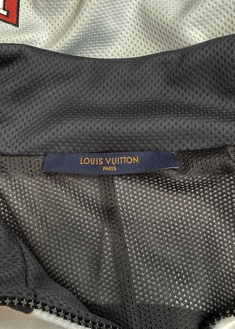 Louis Vuitton Louis Vuitton FW22 White Graphic Hockey Tracktop Jacket Size US XL / EU 56 / 4 - 10 Thumbnail