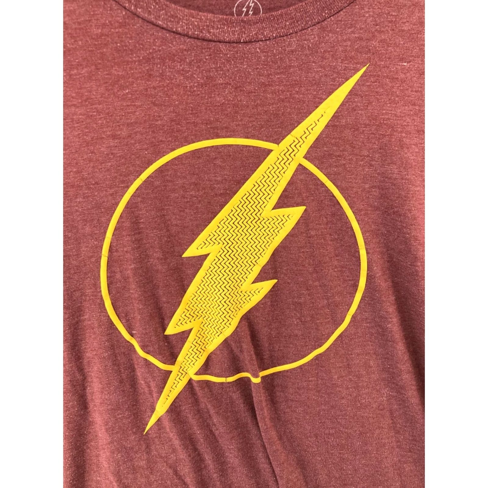 Vintage The Flash Mens TShirt 2XL Red DC Super Hero Shirt Mens 2XL Red Graphic Print DC Comics Movie Hero Size US XXL / EU 58 / 5 - 4 Thumbnail