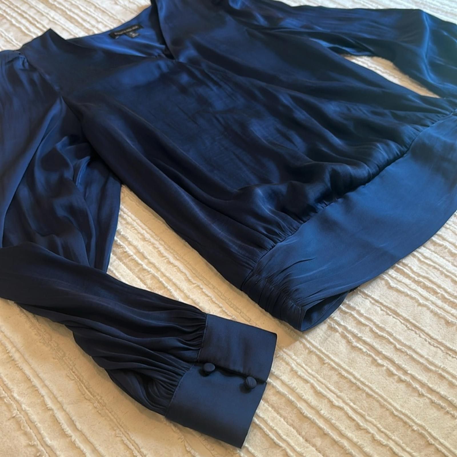 Banana Republic Banana Republic Medium Tall Satin Wrap Top Navy Sash Waist Size M / US 6-8 / IT 42-44 - 4 Thumbnail