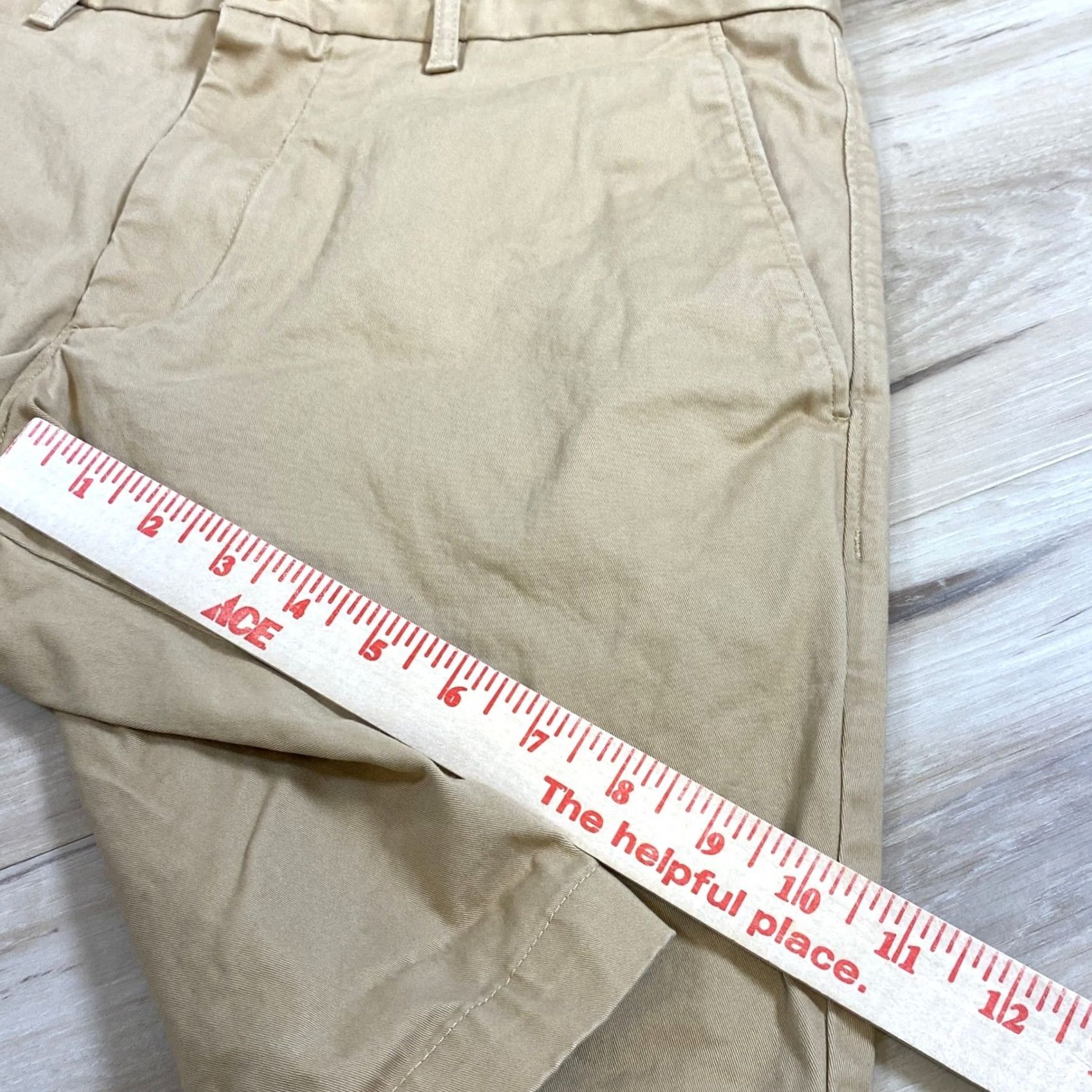 Tommy Hilfiger Tommy Hilfiger Mens 32 Khaki Tan Chino Shorts Stretch Cotton Flat Front 9" Beige Nautical Casual Authentics Mens Size US 32 / EU 48 - 3 Thumbnail