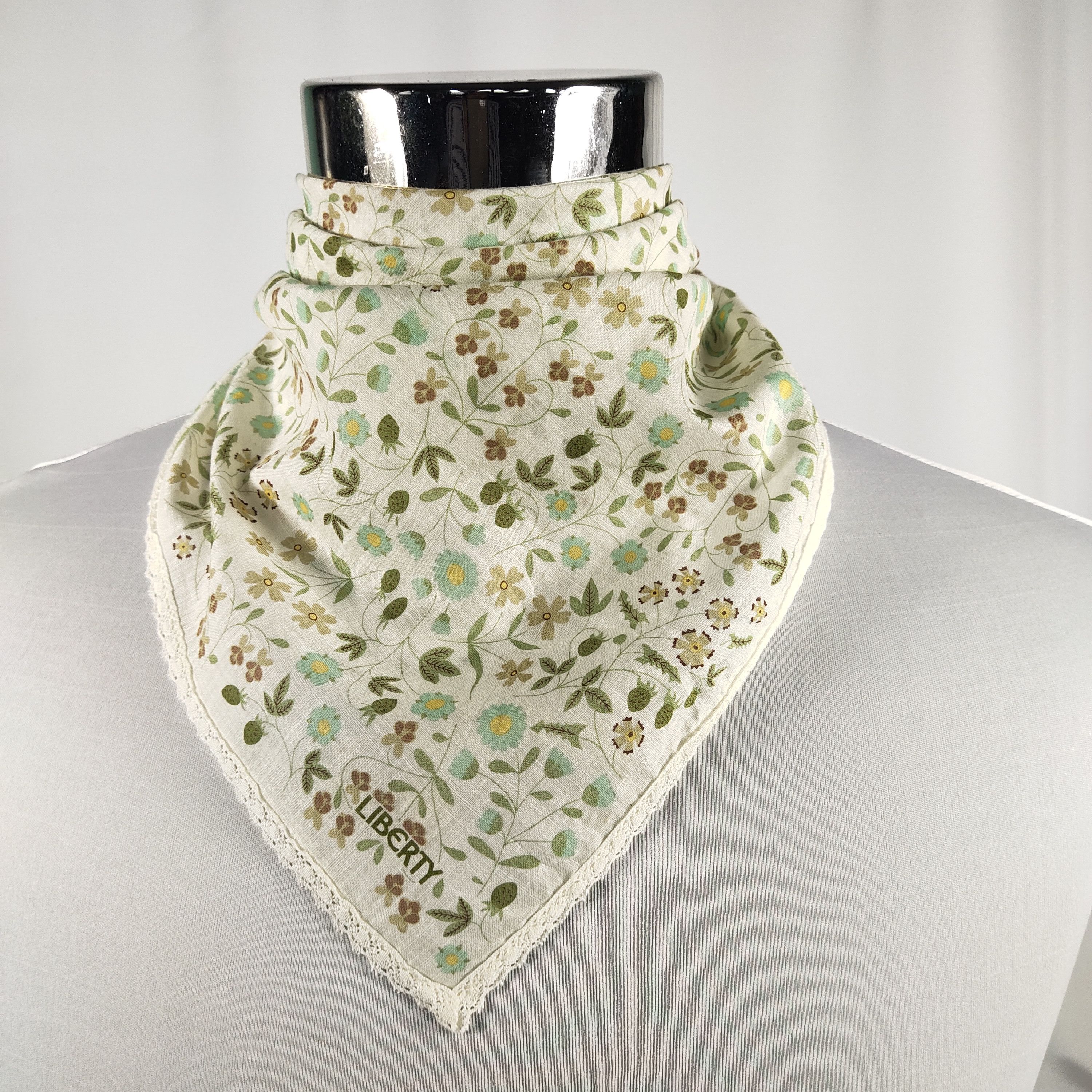 Liberty Handkerchief / Neckerchief / Bandana FZ271