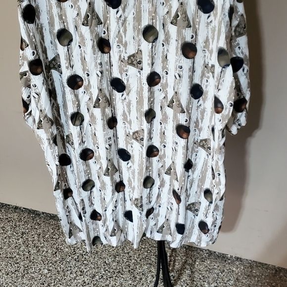City Streets City Streets 100% Rayon Pool Balls Short Sleeve Casual Butto Size US L / EU 52-54 / 3 - 3 Thumbnail