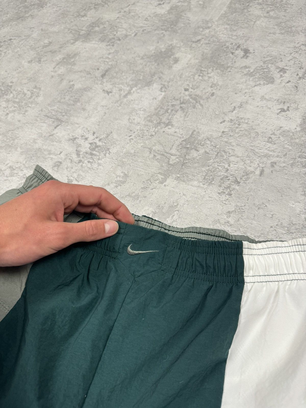 Nike Vintage Nike Y2K Shorts Size M Size US 31 - 3 Thumbnail