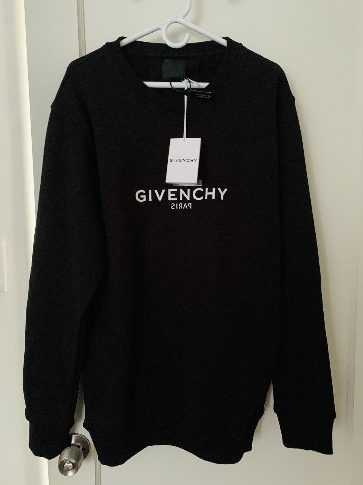 Givenchy Givenchy Reverse Logo Cotton Crewneck Sweatshirt Size US M / EU 48-50 / 2 - 1 Thumbnail