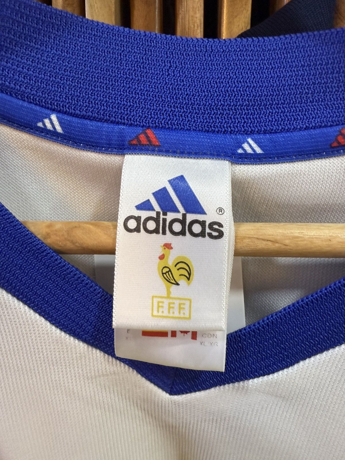 Adidas FRANCE 02/03 AWAY Size US XL / EU 56 / 4 - 2 Thumbnail