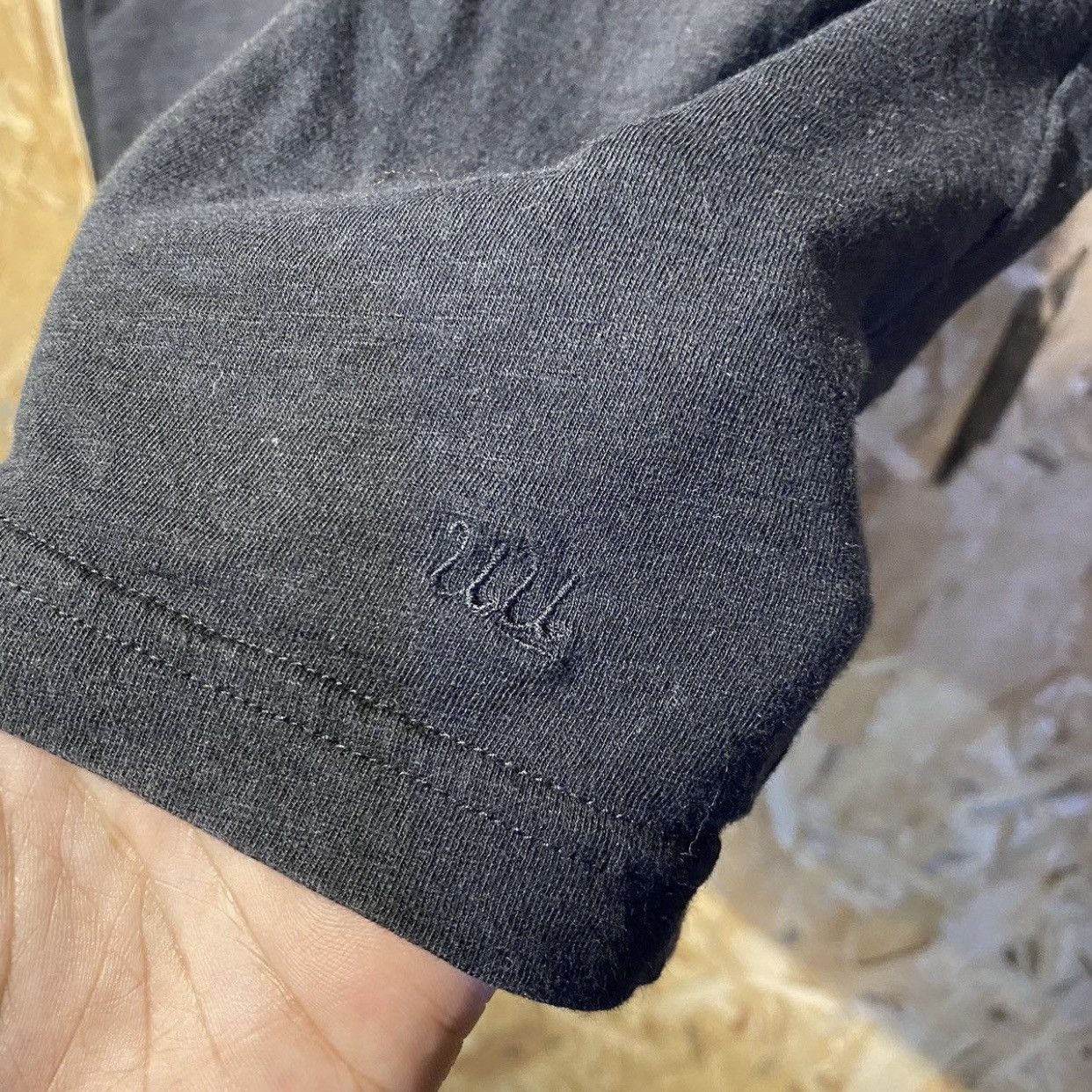 Undercover × Uniqlo Undercover X Uniqlo UU TV Size US S / EU 44-46 / 1 - 4 Thumbnail