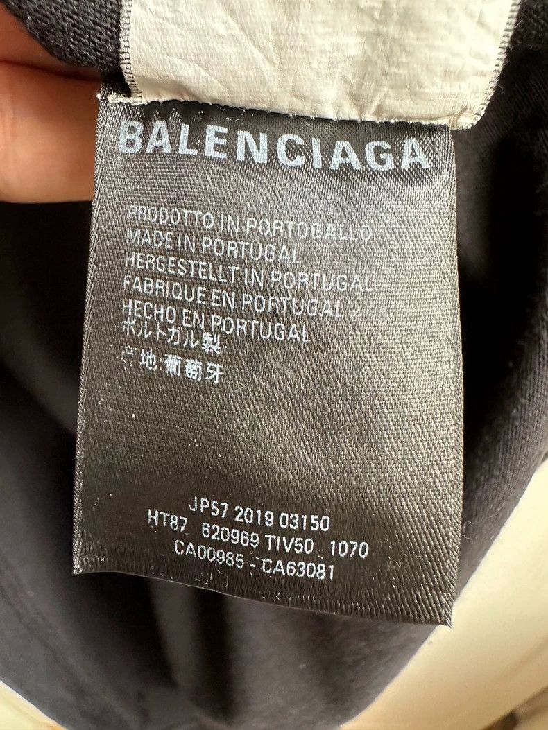 Balenciaga Balenciaga Black mailbox logo short sleeve Size US XXS / EU 40 - 7 Thumbnail