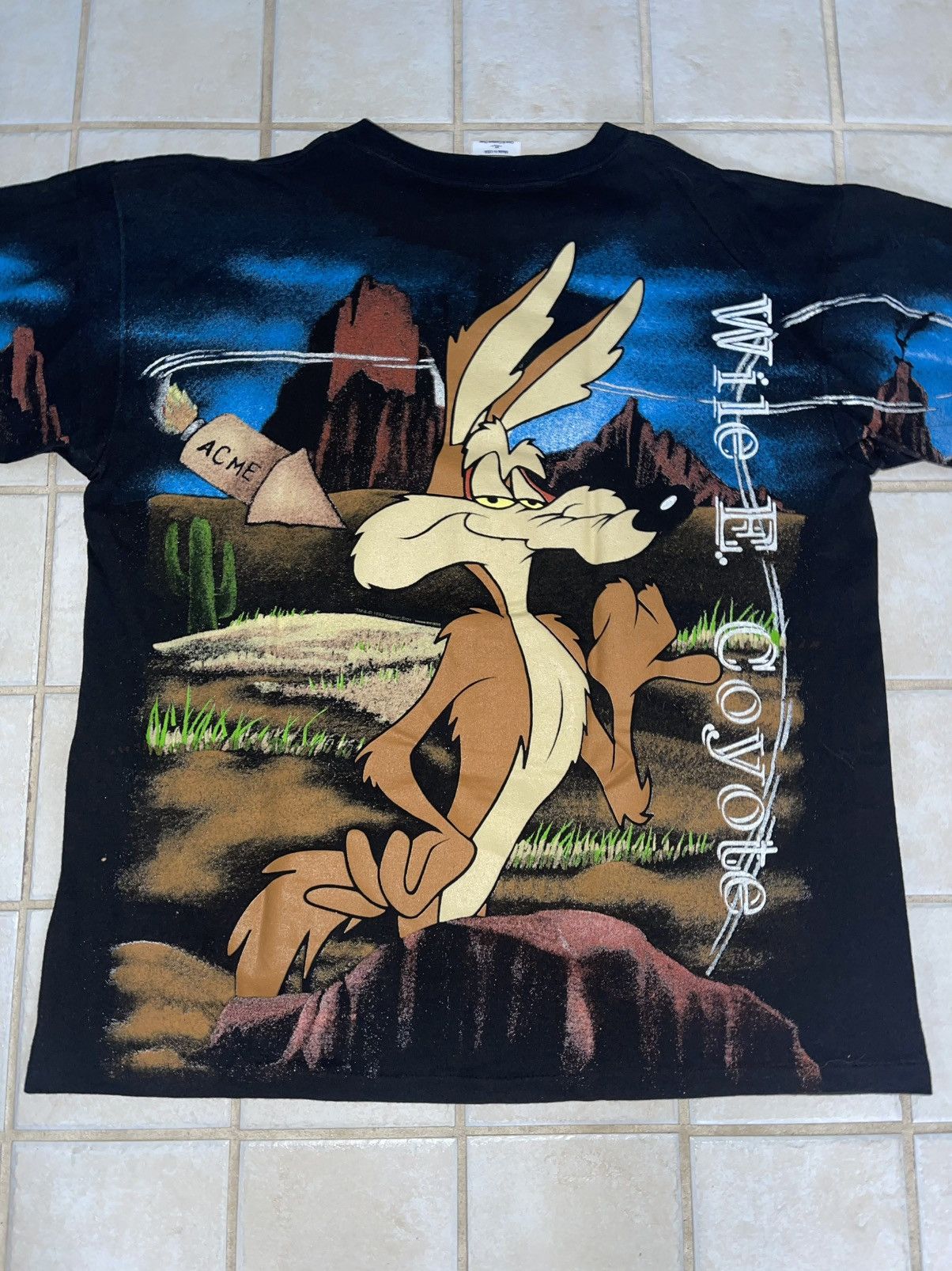Other Wild Oats RARE Wile E. Coyote 1993 AOP Single Stitch Size US XL / EU 56 / 4 - 6 Thumbnail