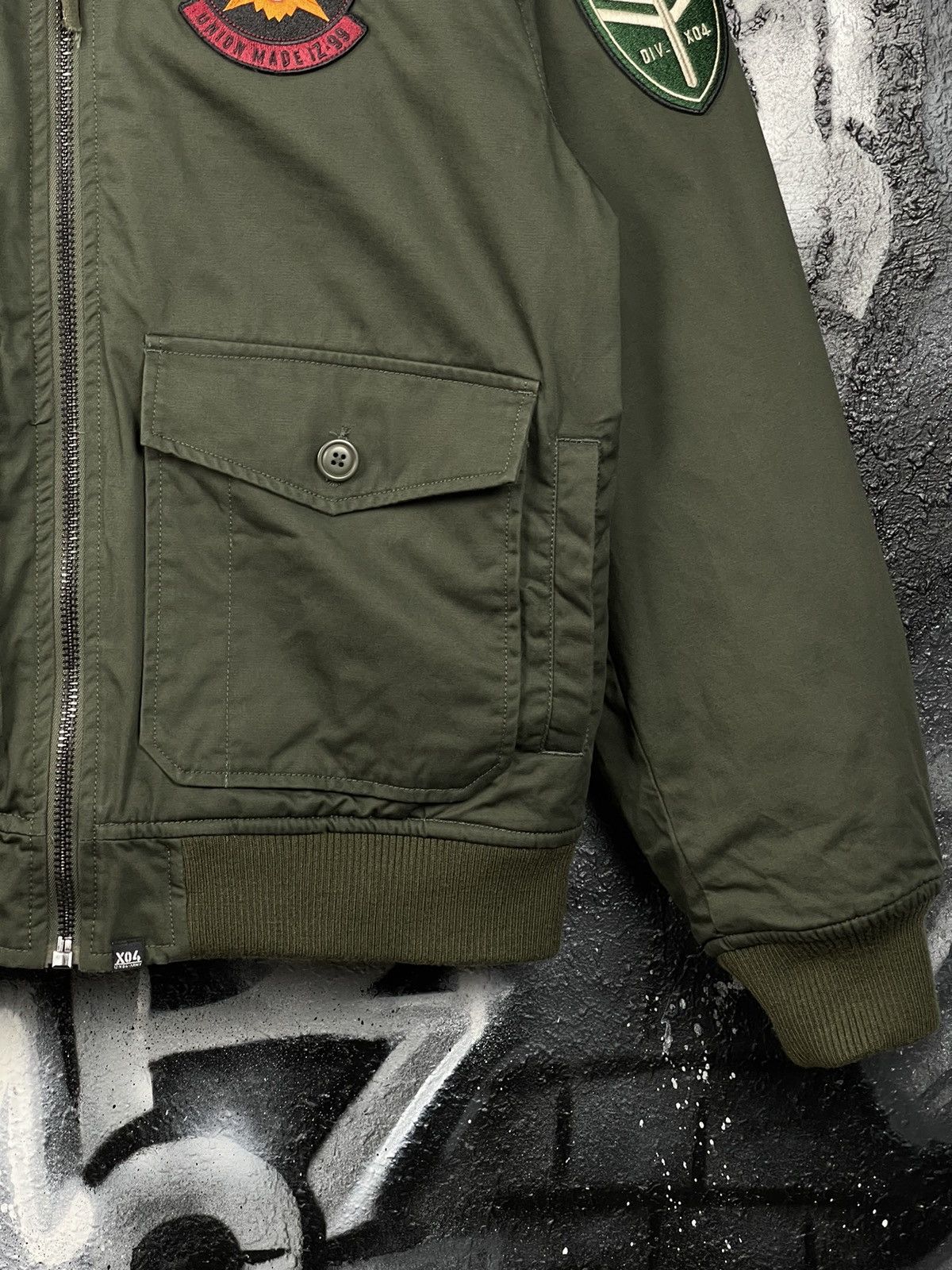 izzue Izzue X04 Army Patched Aviator Bomber Jacket Men’s Size L Size US L / EU 52-54 / 3 - 5 Thumbnail
