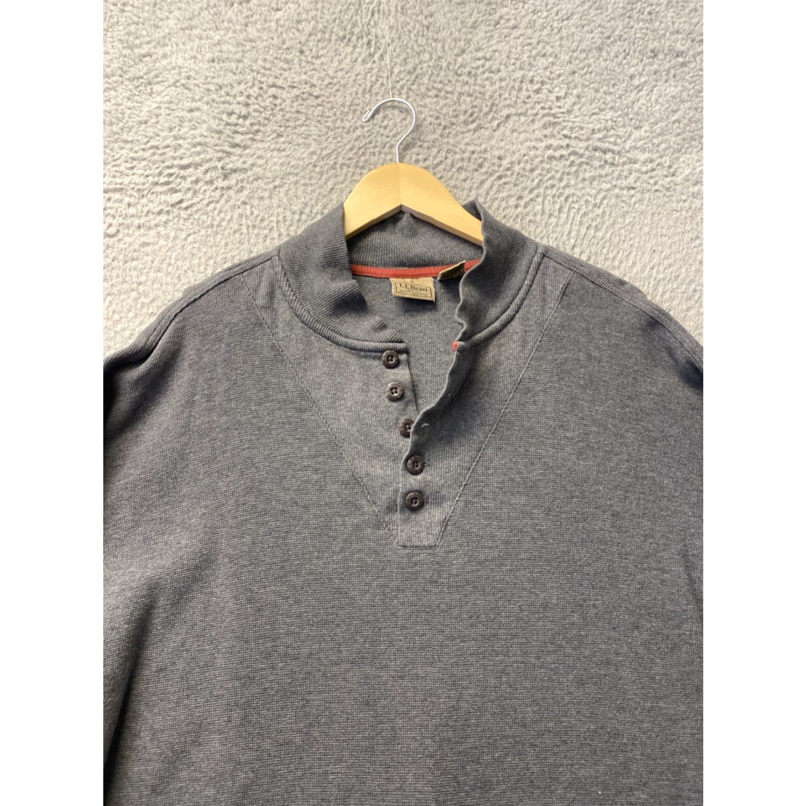 Vintage Vintage L.L. Bean Men’s Henley Shirt Long Sleeve XL Gray Thermal Casual Outdoor Spring Fall Winter Size US XL / EU 56 / 4 - 2 Thumbnail