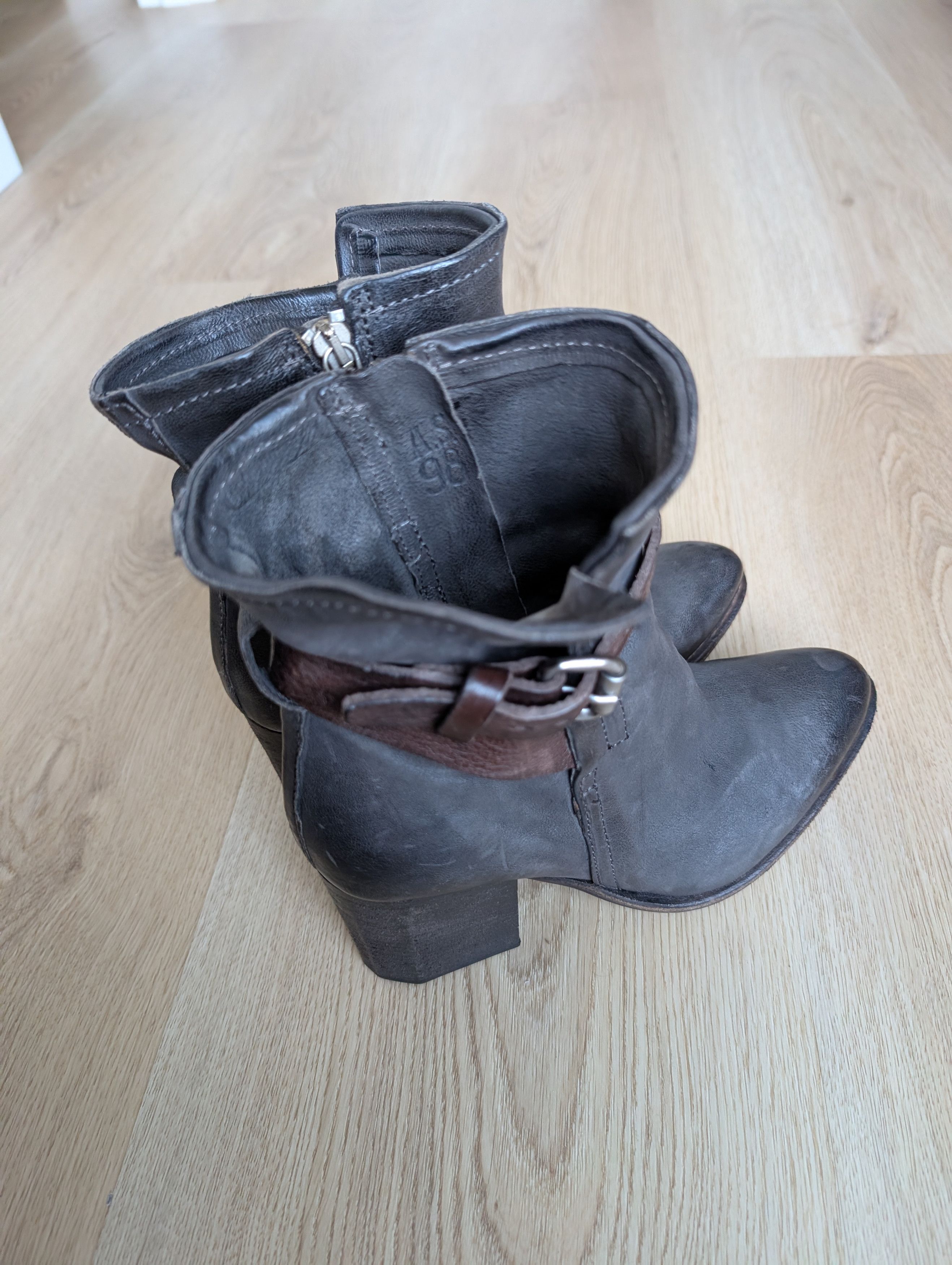 A.S.98 A.S.98 Grey Leather Avant Garde Zip Buckle Ankle Boots Size US 6 / IT 36 - 3 Thumbnail