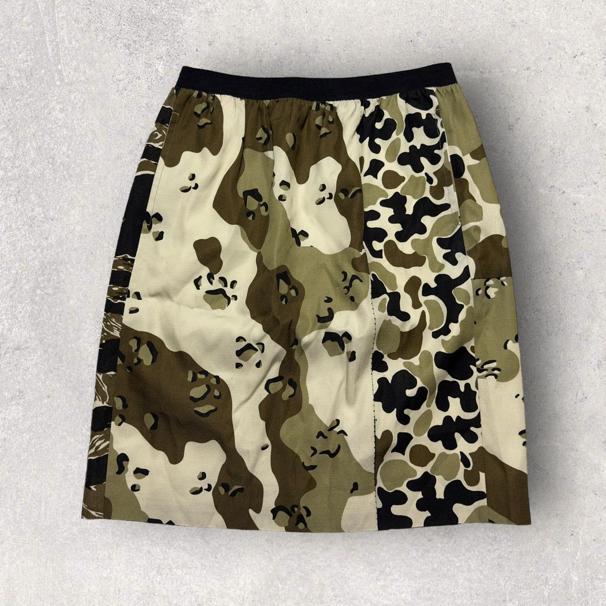 Golden Goose Golden Goose camo skirt Size 28" / US 6 / IT 42 - 1 Thumbnail