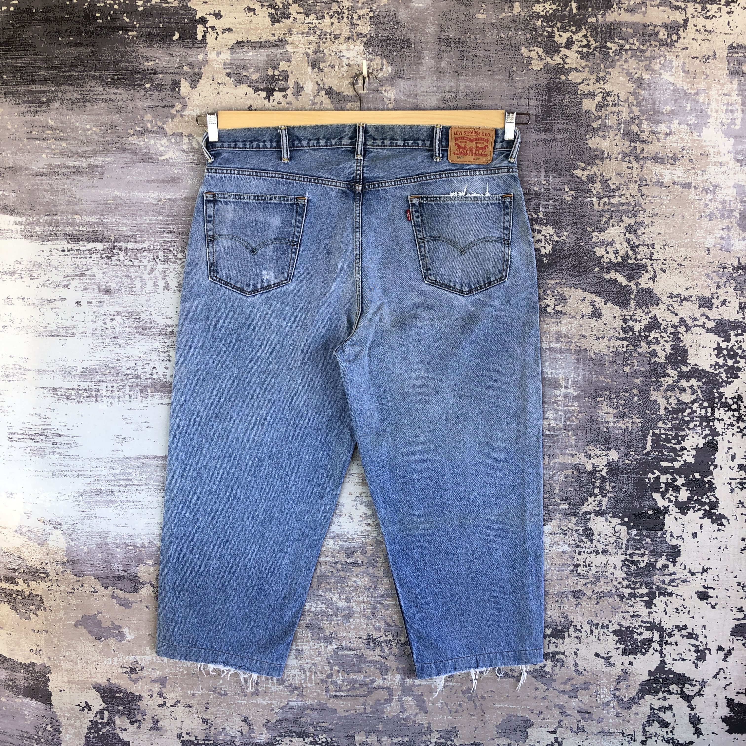 Levi's Y2K Levis 560 Light Wash Baggy Jeans Distressed Levi's Denim Size US 40 / EU 56 - 2 Thumbnail