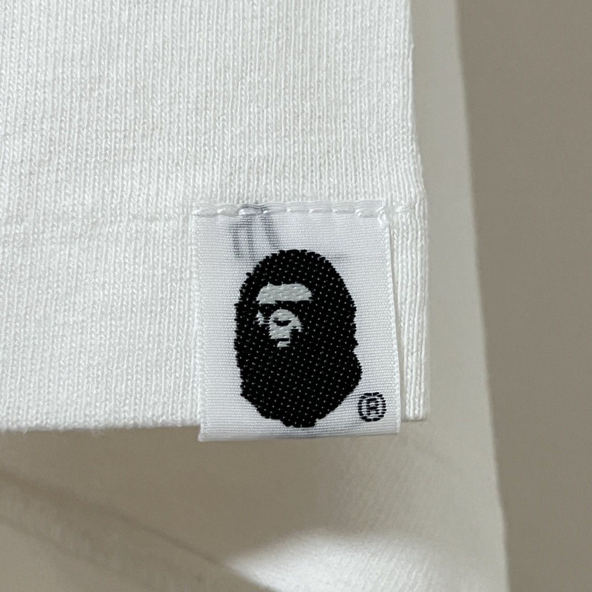 Bape Bape OG crystal shark logo tee Size US M / EU 48-50 / 2 - 8 Thumbnail