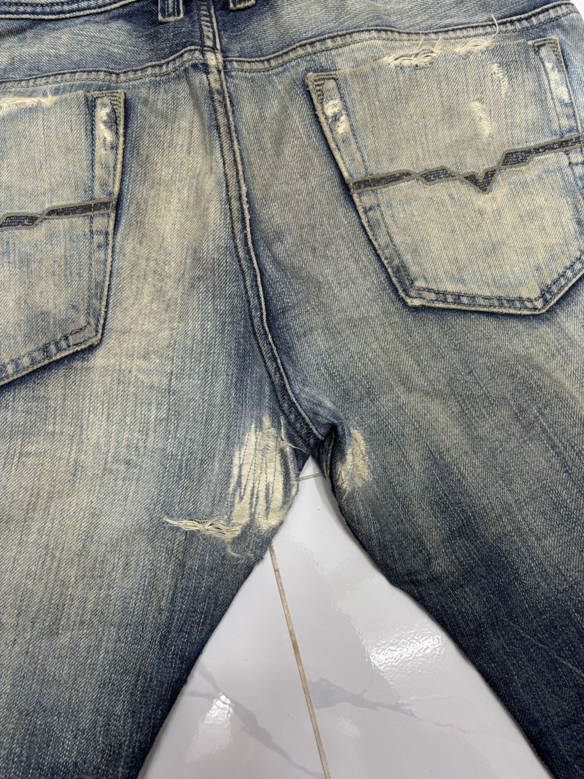 Diesel DIESEL SAFADO THRASHED DISTRESSED DENIM JEANS Size US 34 / EU 50 - 14 Thumbnail