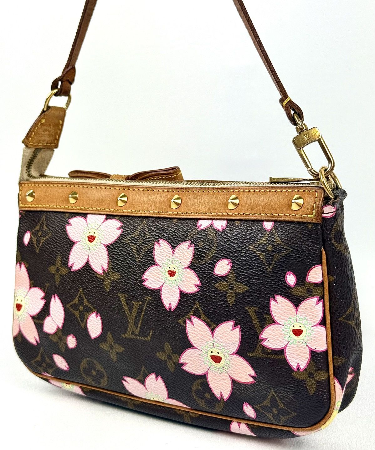 Louis Vuitton × Takashi Murakami Louis Vuitton - Murakami - SS/03 - Cherry Blossom - Pochette Size ONE SIZE - 11 Thumbnail
