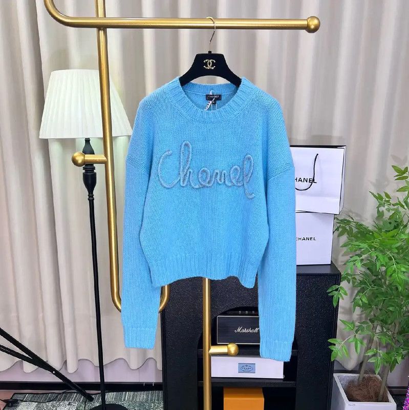 Chanel Chanel Blue Cashmere Sweater for Women 0089 Size XL / US 12-14 / IT 48-50 - 1 Thumbnail