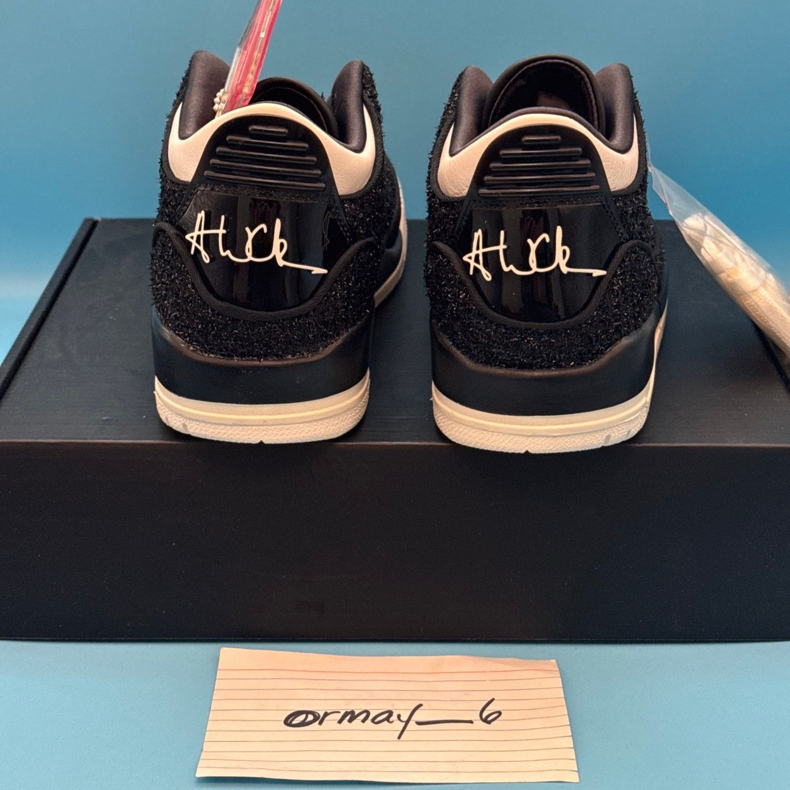 Jordan Brand × Vogue Air Jordan 3 RTR SE AWOK NRG w9.5 Size US 9.5 / IT 39.5 - 5 Thumbnail
