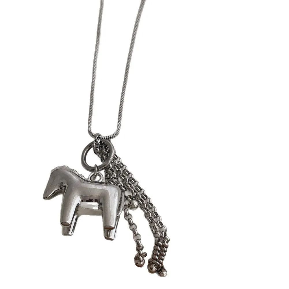 Jewelry Smooth Surface Horse Chain Tassel Pendant Necklaces Size ONE SIZE - 3 Thumbnail