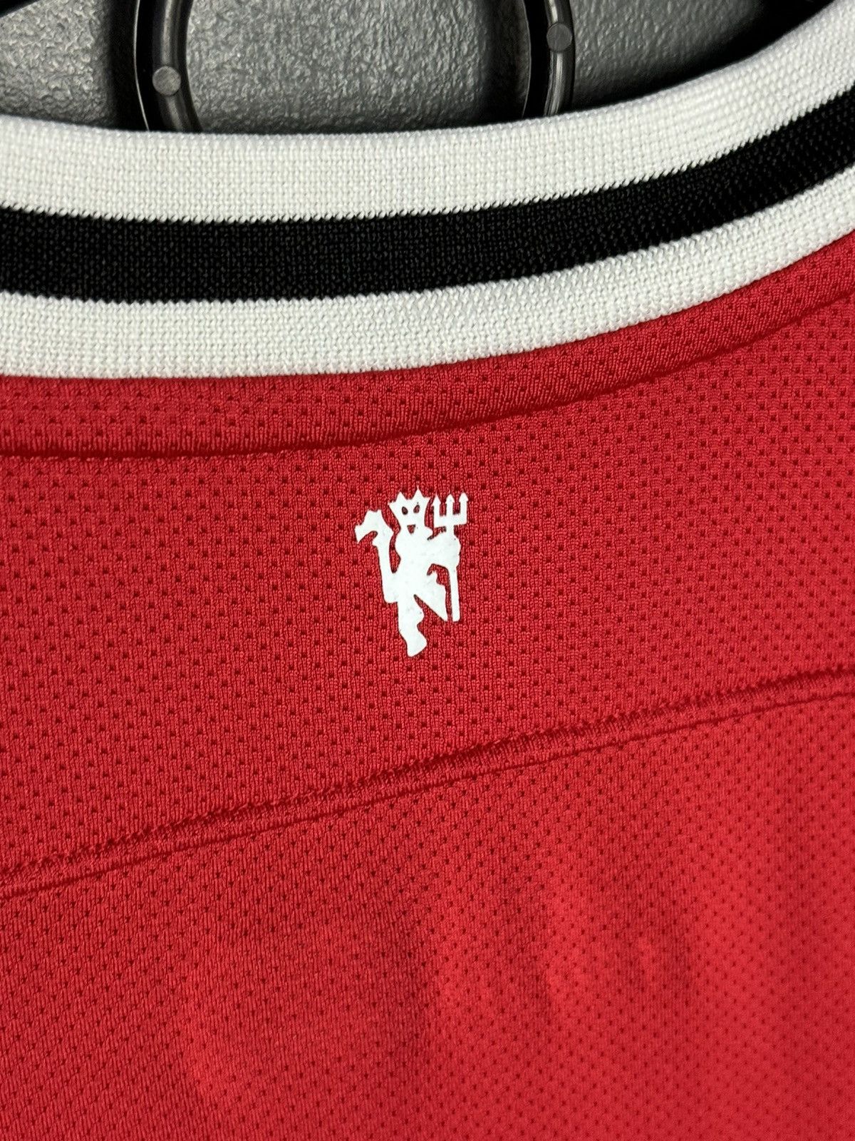 Nike Manchester United 11/12 Home Football Long Sleeve Jersey Size US M / EU 48-50 / 2 - 4 Thumbnail