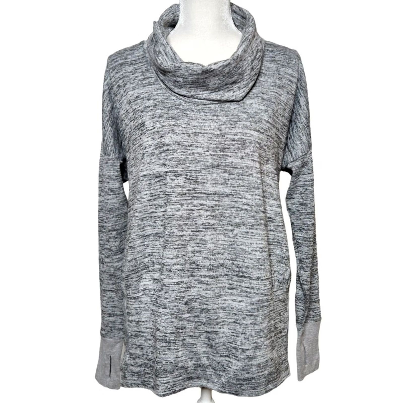 Athleta Athleta Womens M Cowl Neck Sweatshirt Pullover Long Sleeve Gray Batwing Robin Size M / US 6-8 / IT 42-44 - 2 Thumbnail