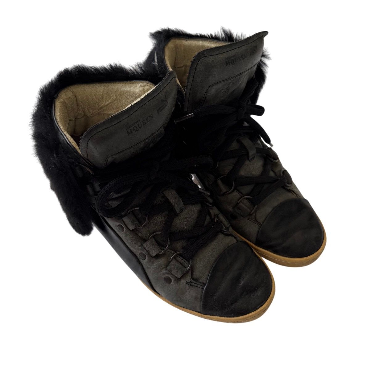Alexander McQueen × Puma Alexander McQueen & Puma Rabbit Fur Black Leather Sneakers Size US 7 / IT 37 - 5 Thumbnail