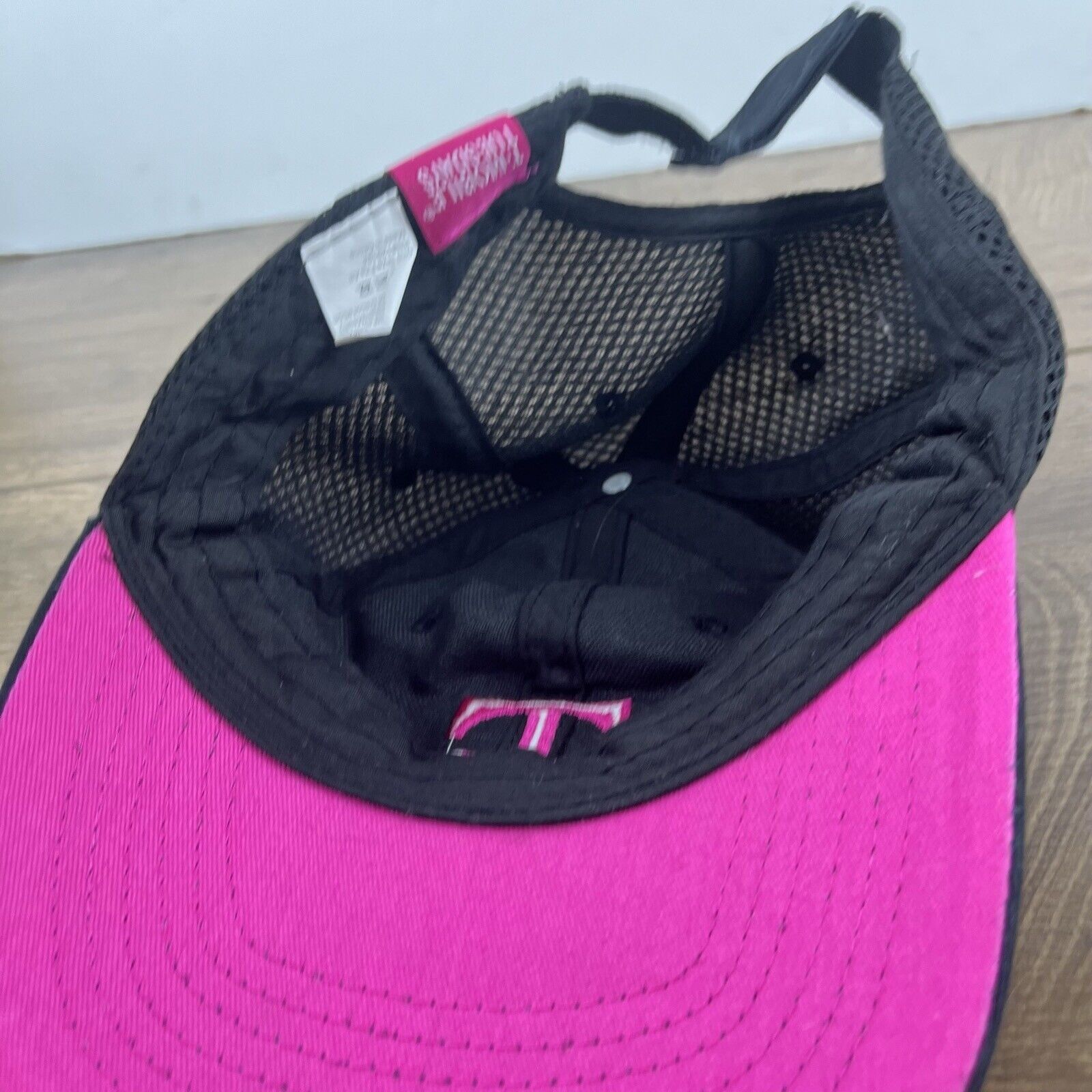 Other T Mobile Black Hat T Mobile Baseball Adjustable Hat Black Ha Size ONE SIZE - 12 Thumbnail