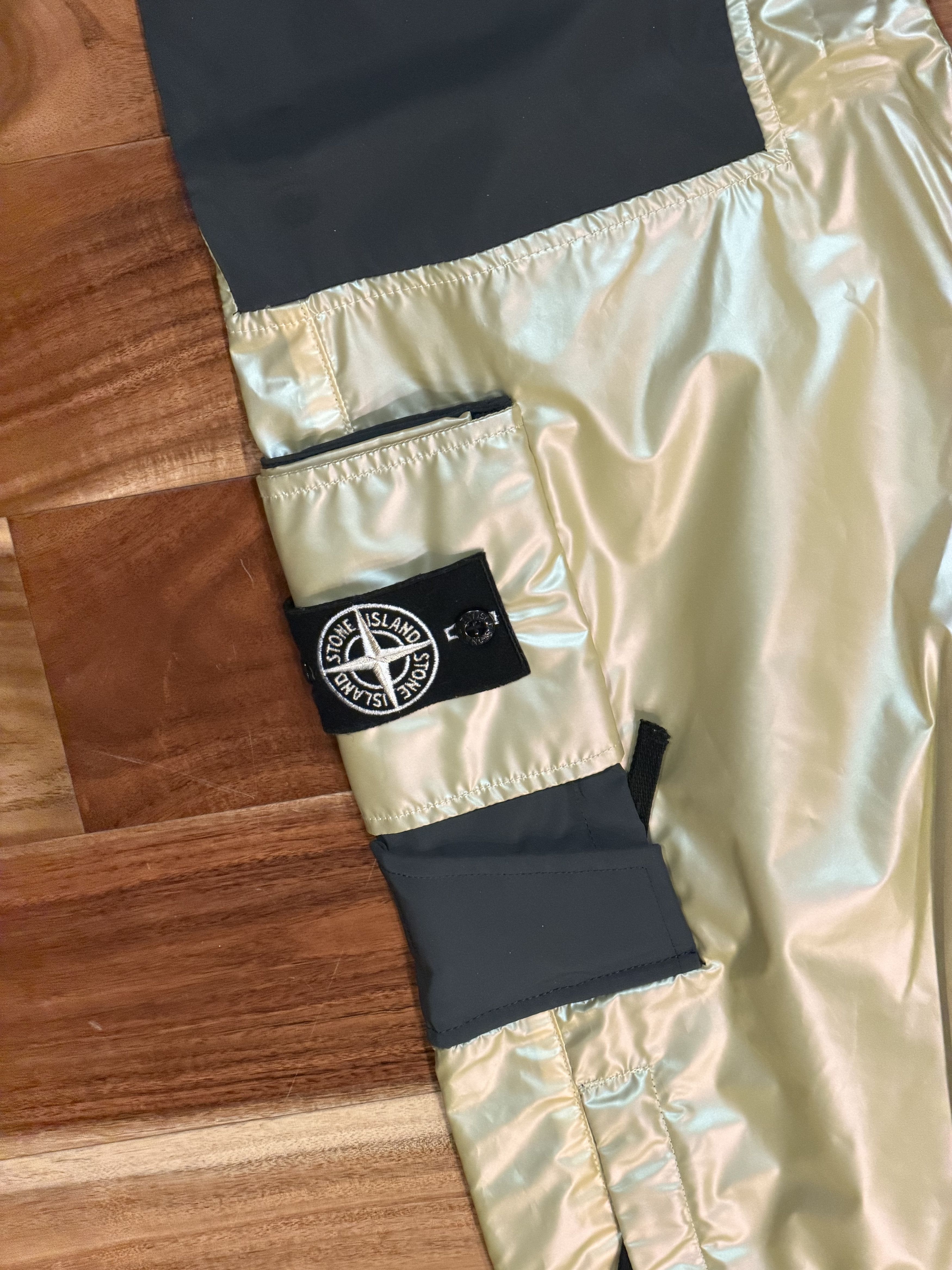 Stone Island Stone Island Nylon Metal Cargo Pants New ($718 Retail) Size US 36 / EU 52 - 2 Thumbnail