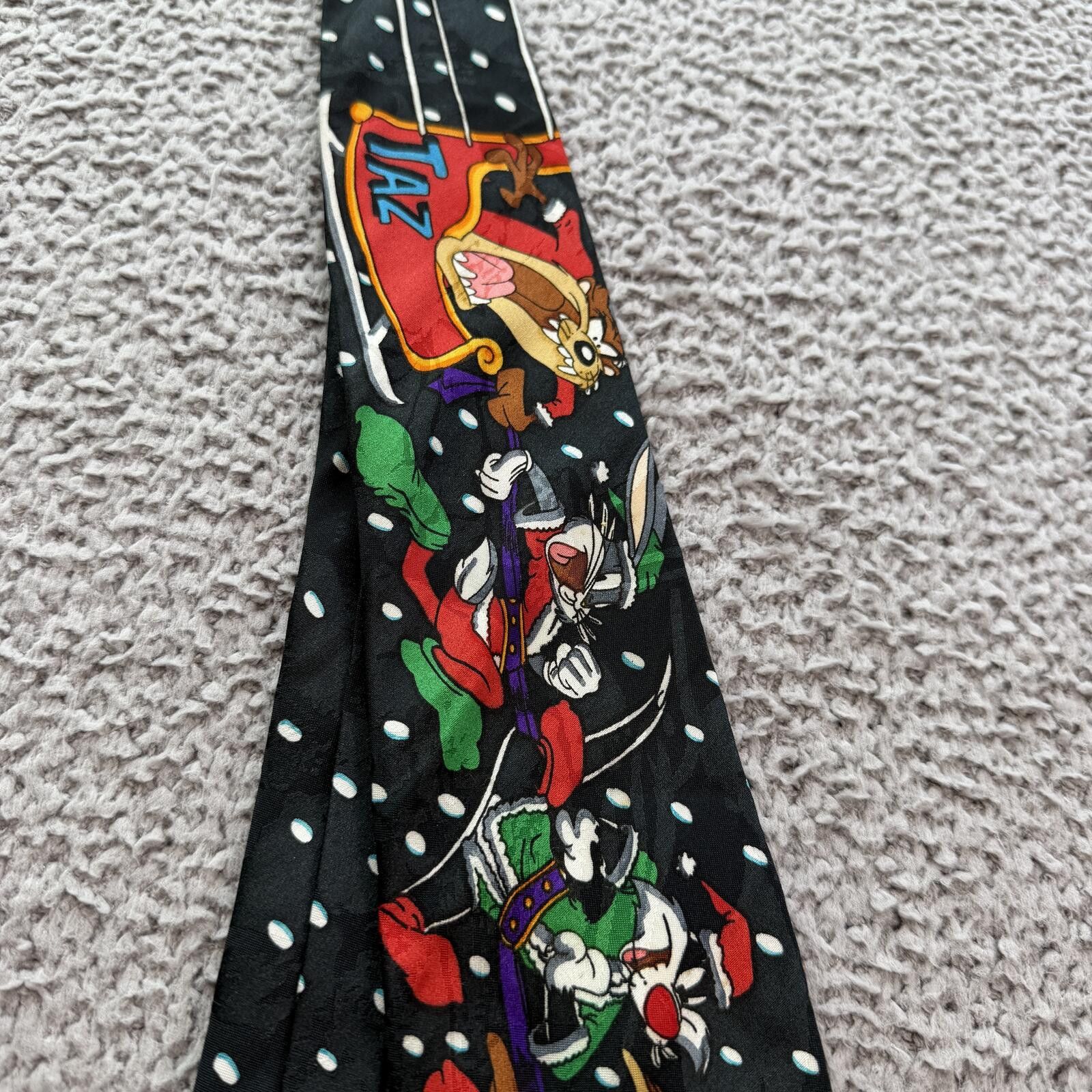 Other Vintage 90s Looney Tunes Mania Christmas Tie Taz Bug Necktie Size ONE SIZE - 3 Thumbnail