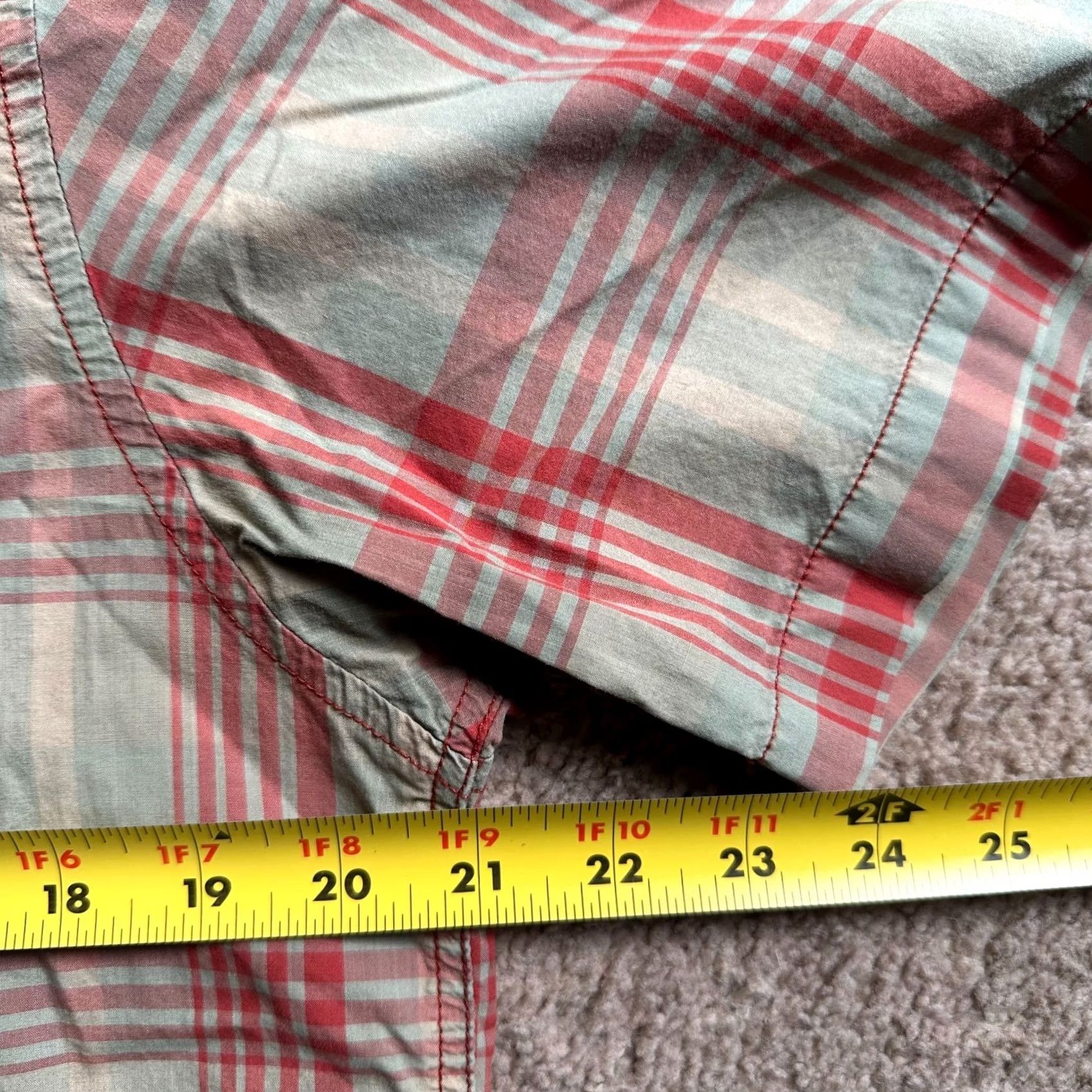 The North Face North Face Shirt Mens Medium Button Up Short Sleeve Red Plaid Point Collar Size US M / EU 48-50 / 2 - 7 Thumbnail