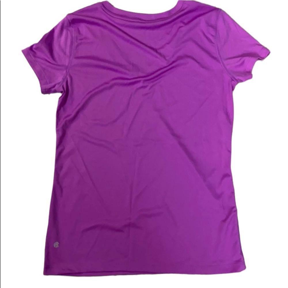 Champion Champion I V-Neck Fuchsia Workout Tee Size XS Size XS / US 0-2 / IT 36-38 - 2 Thumbnail
