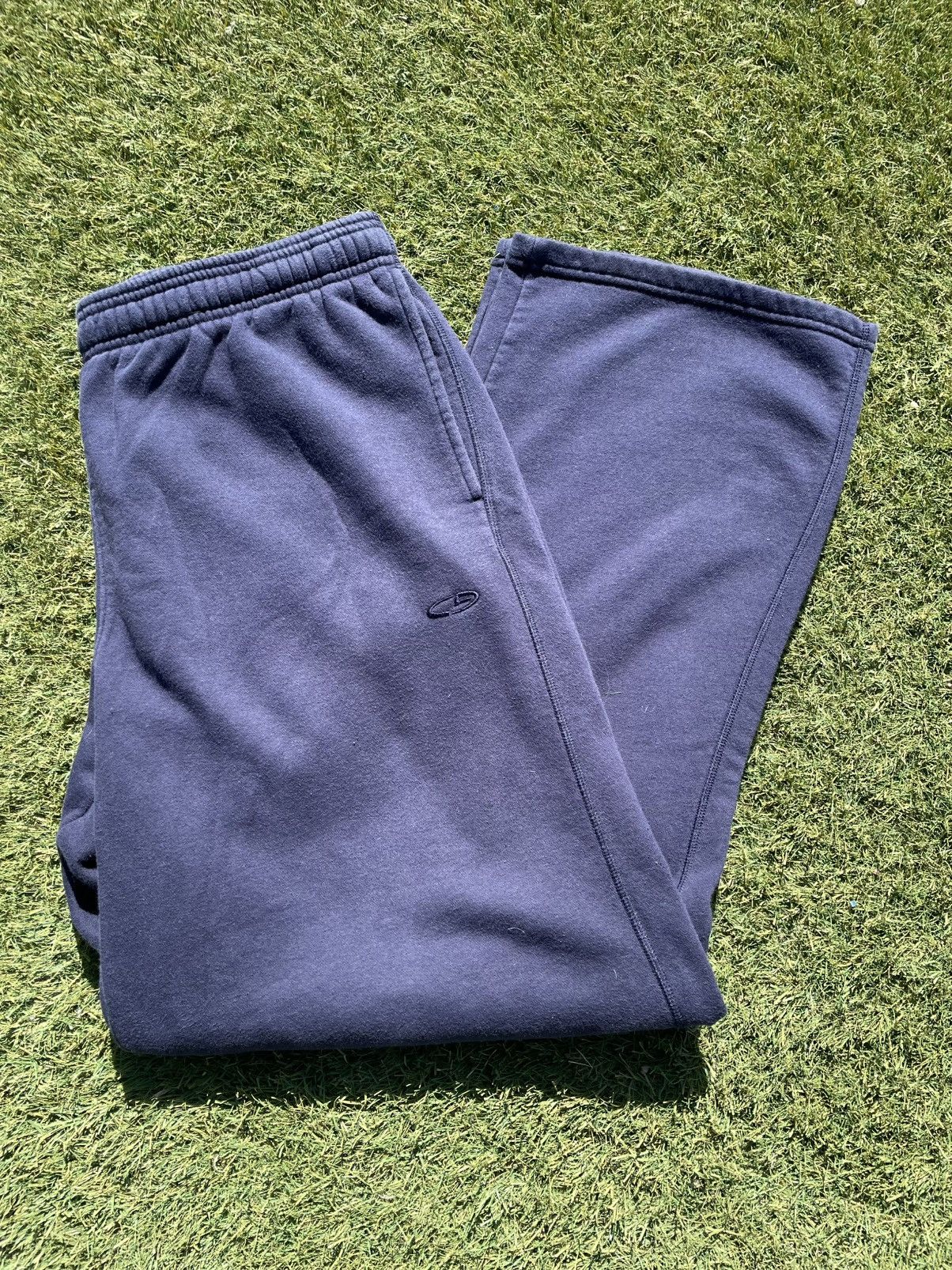 Champion Vintage 2000s Champion Active Jogger Sweatpants Size xl Size US 36 / EU 52 - 6 Thumbnail