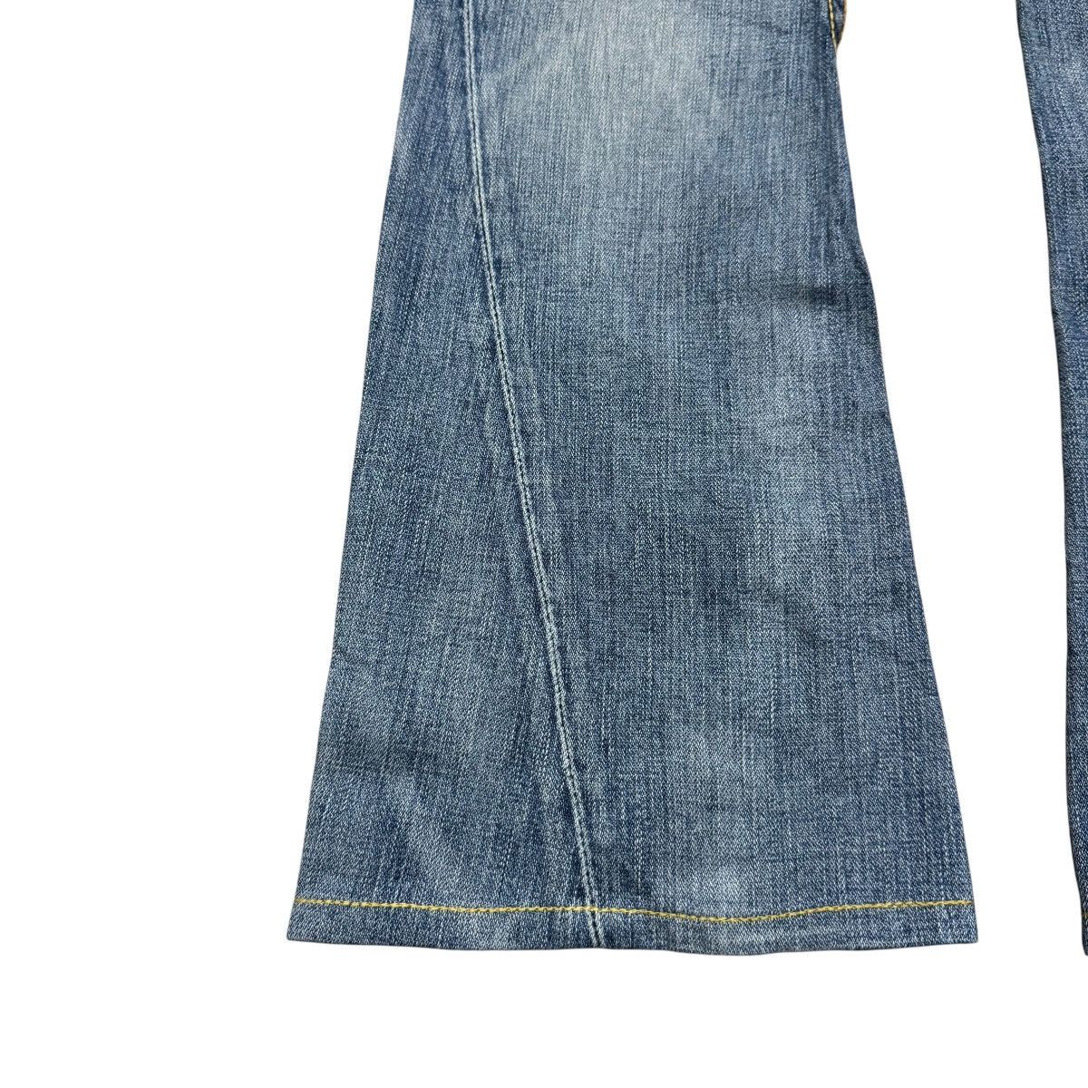True Religion Vintage True Religion Joey Big T Denim Flare Jeans Size US 29 - 8 Thumbnail