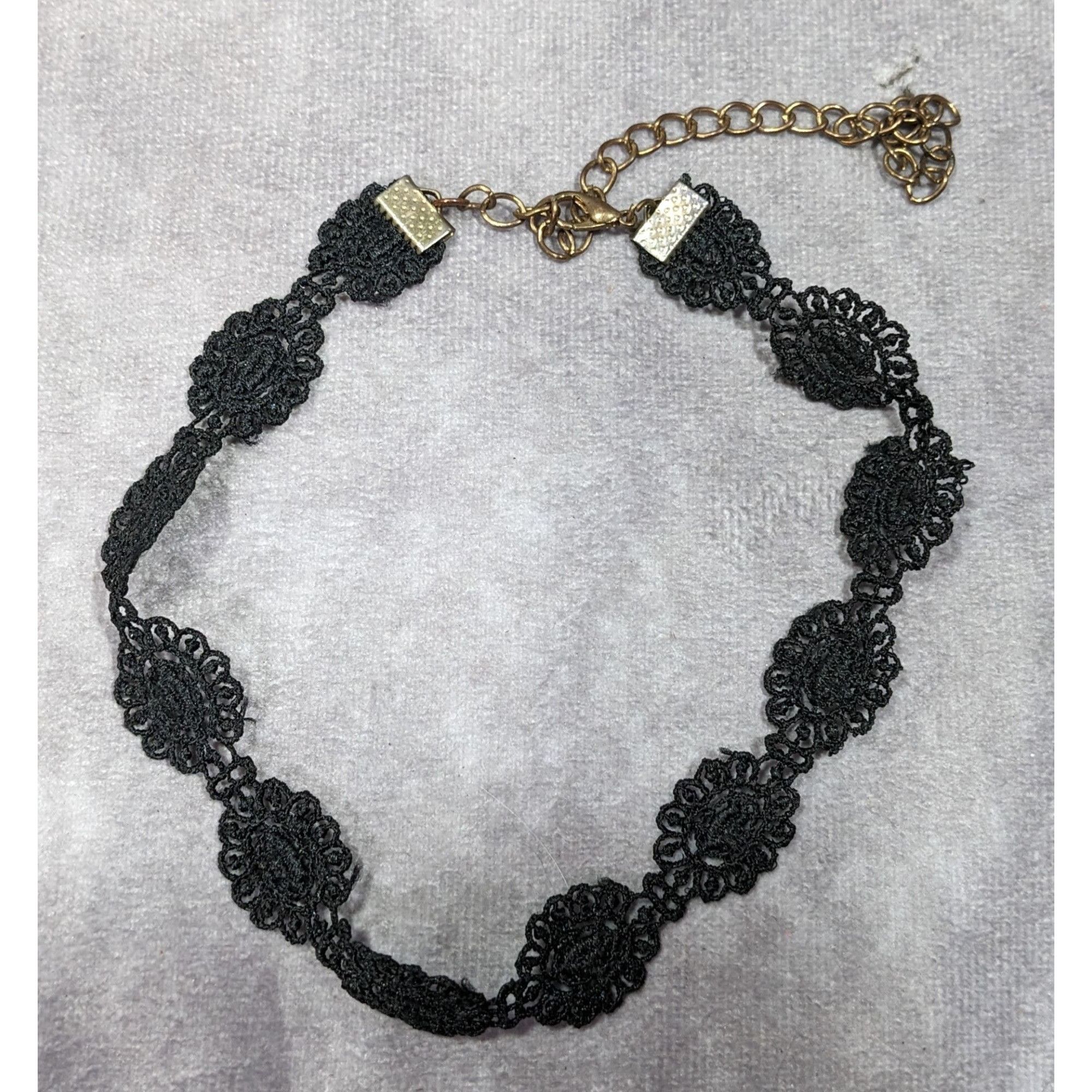 Other Gothic Victorian Style Floral Lace Choker Size ONE SIZE - 2 Thumbnail
