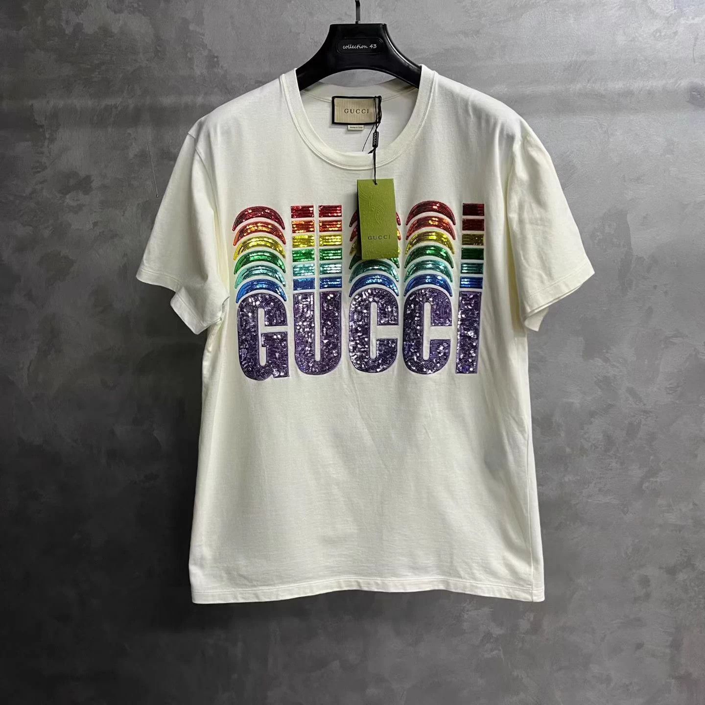 Gucci Gucci Beige Logo Print Crewneck Short-Sleeve T-shirt M Size US M / EU 48-50 / 2 - 1 Thumbnail